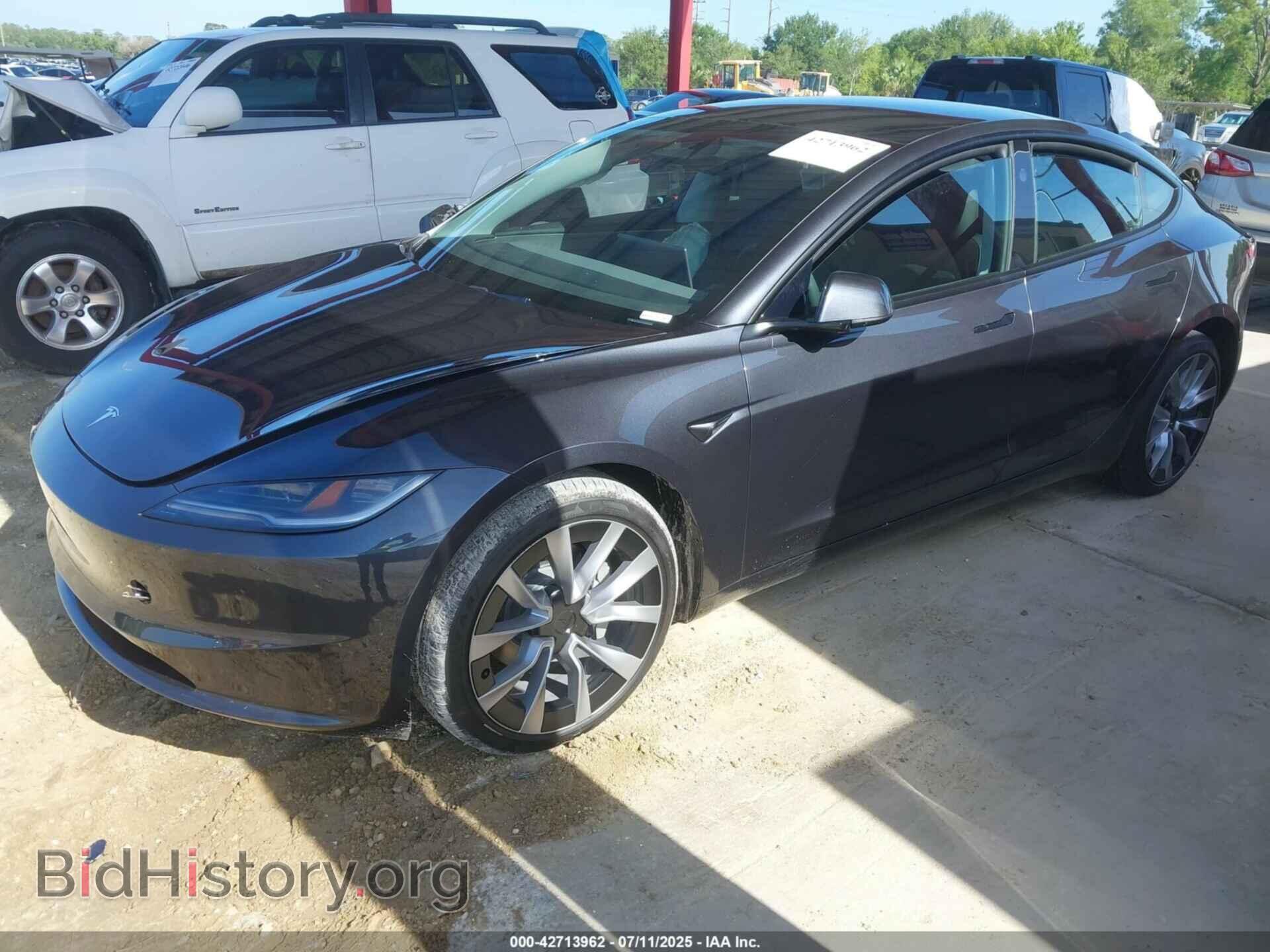 2025 TESLA MODEL 3 - VIN: 5YJ3E1EA6SF002877 - Фото 2