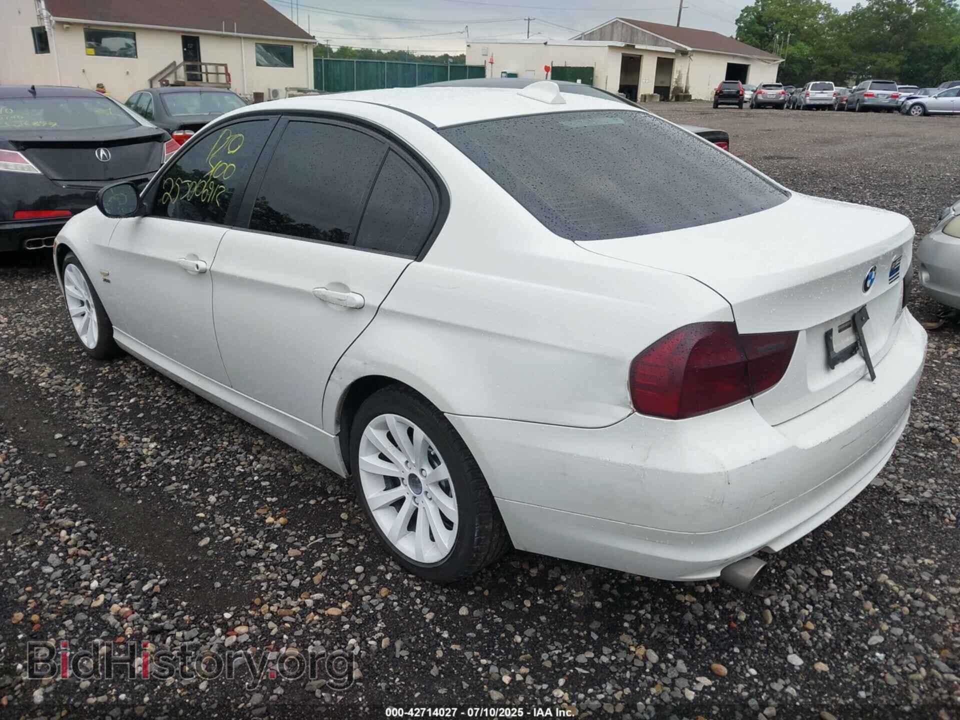 2011 BMW 328I - VIN: WBAPK5C52BA657521 - Фото 3