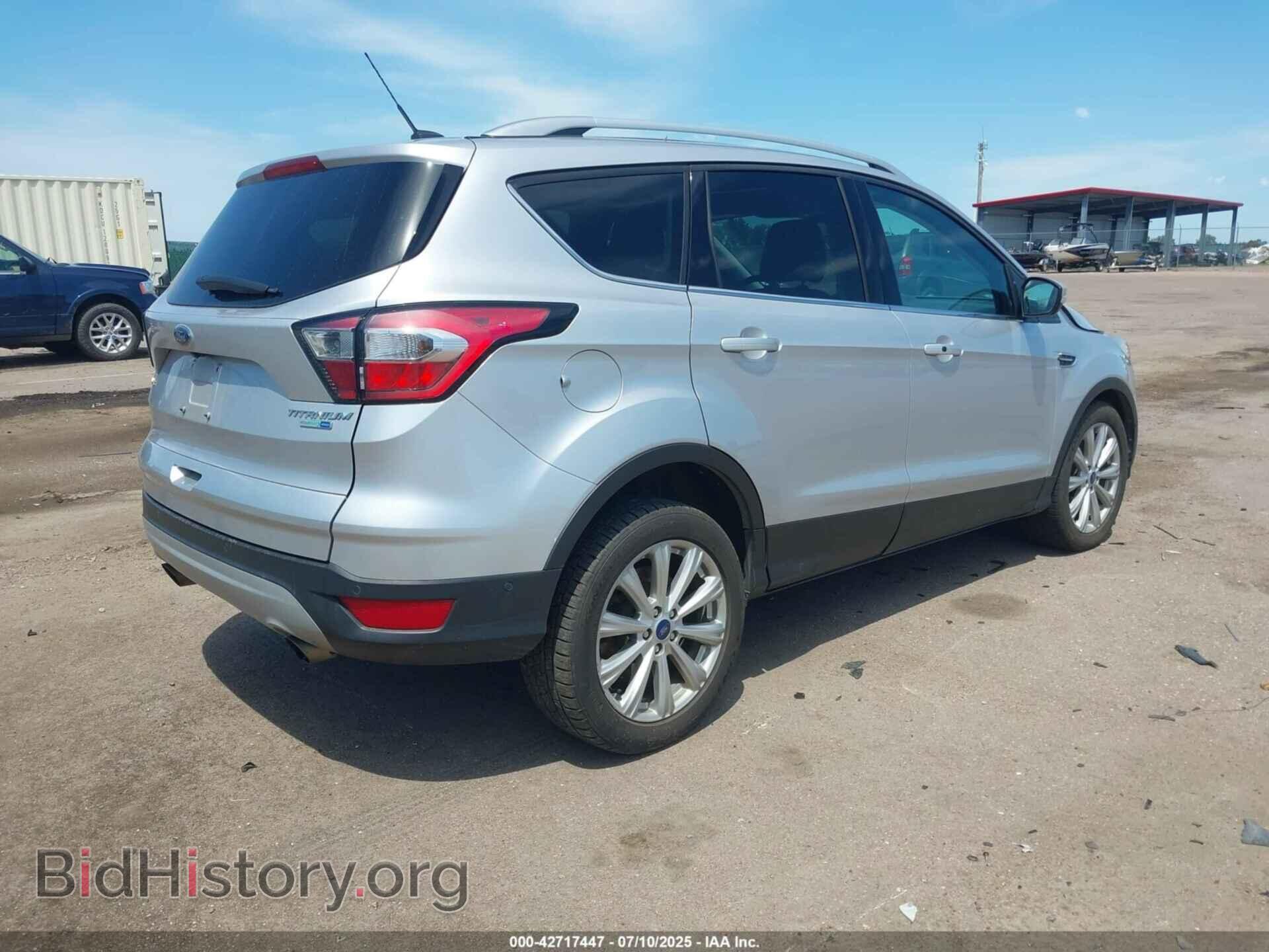 2017 FORD ESCAPE - VIN: 1FMCU9J90HUB62620 - Фото 4