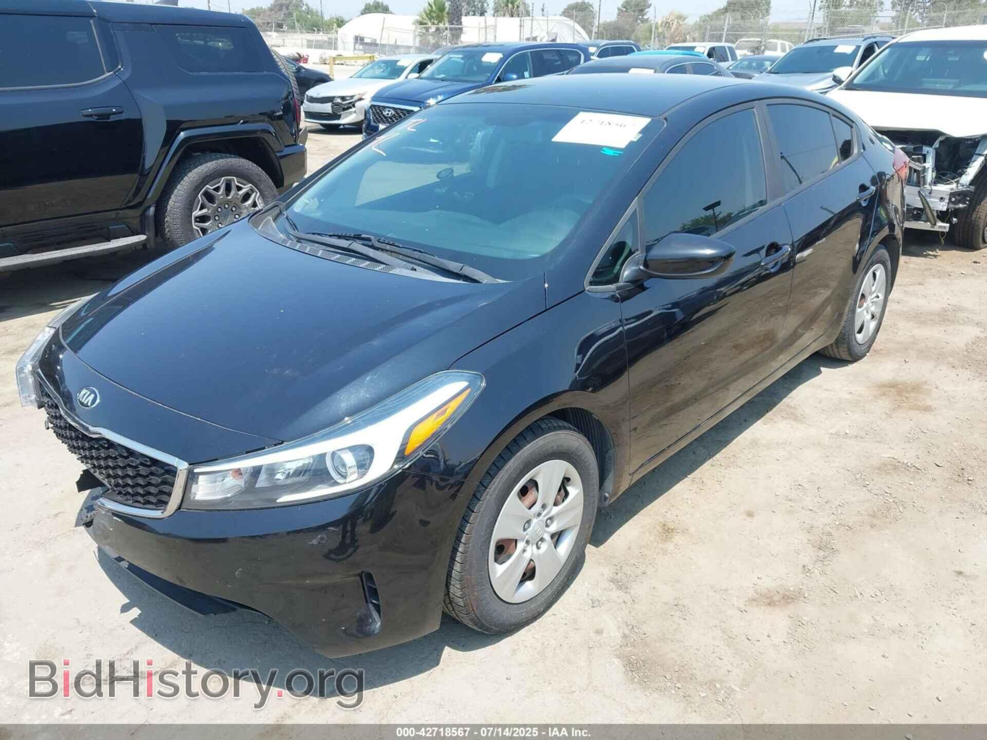 2018 KIA FORTE - VIN: 3KPFL4A71JE211897 - Фото 2