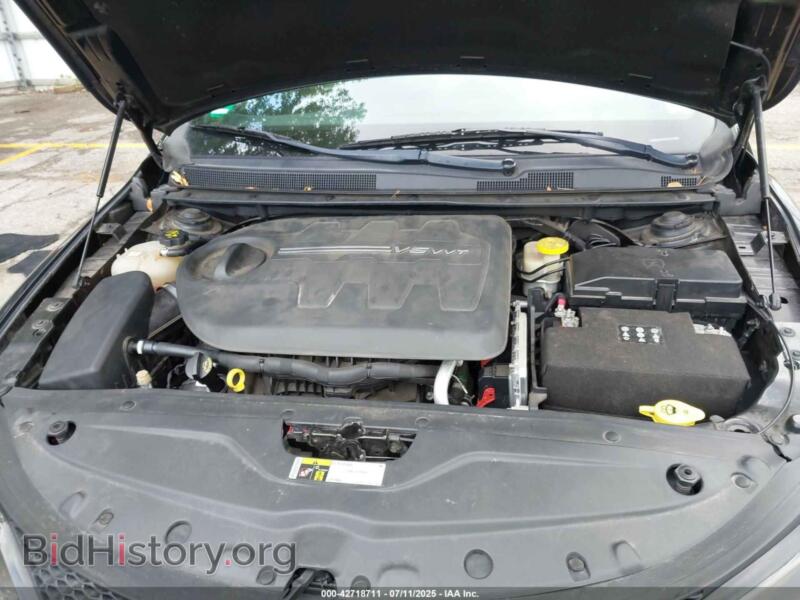 2015 Chrysler 200 (VIN 1C3CCCBG0FN570726) — photo 10 of 11