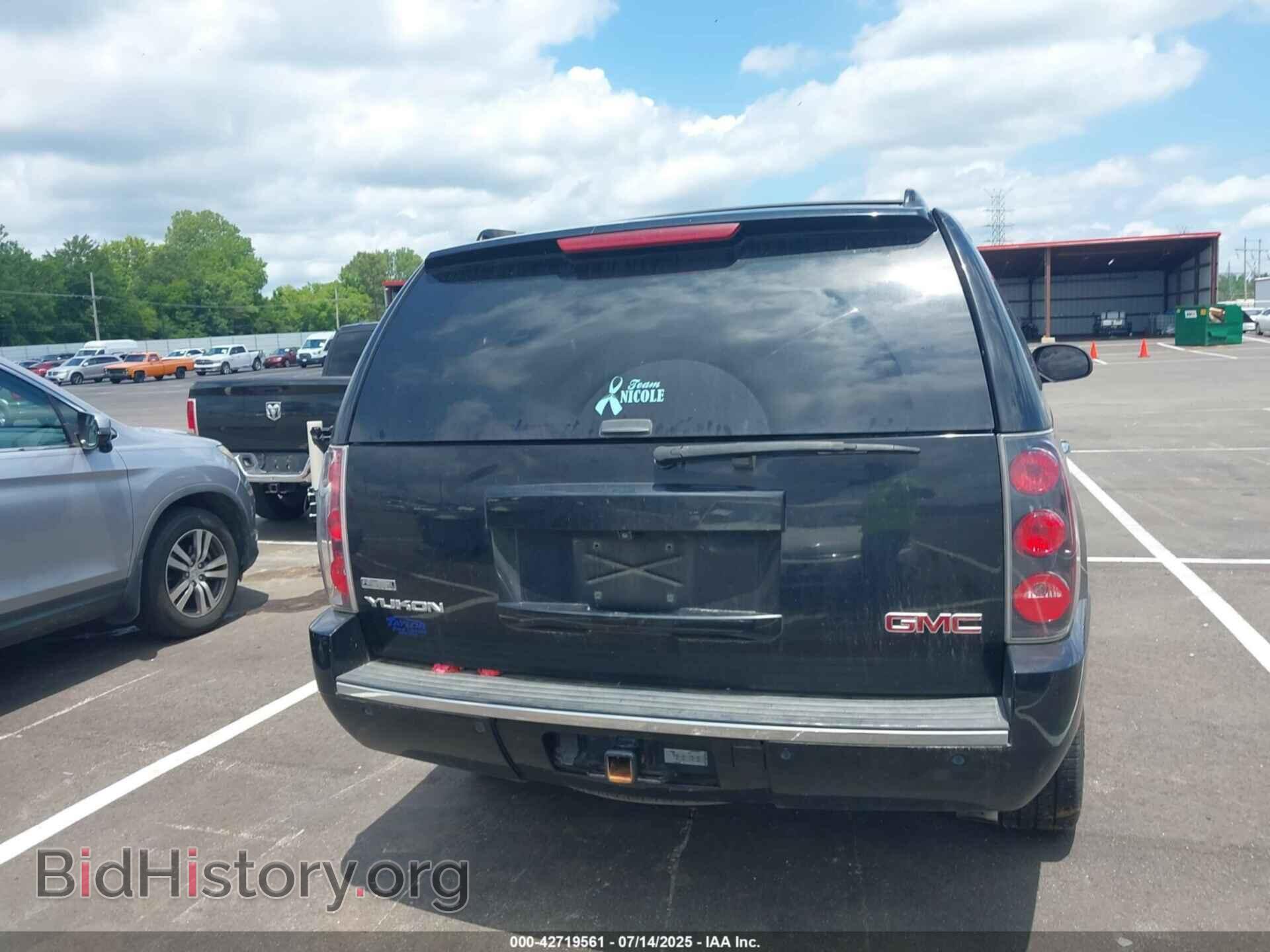 2012 GMC YUKON - VIN: 1GKS2EEF5CR259858 - Photo 16