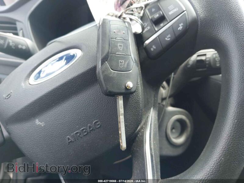2020 Ford ESCAPE (VIN 1FMCU0F68LUA79004) — фото 11 из 17