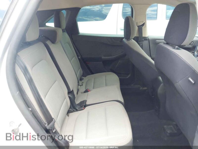 2020 Ford ESCAPE (VIN 1FMCU0F68LUA79004) — фото 8 из 17