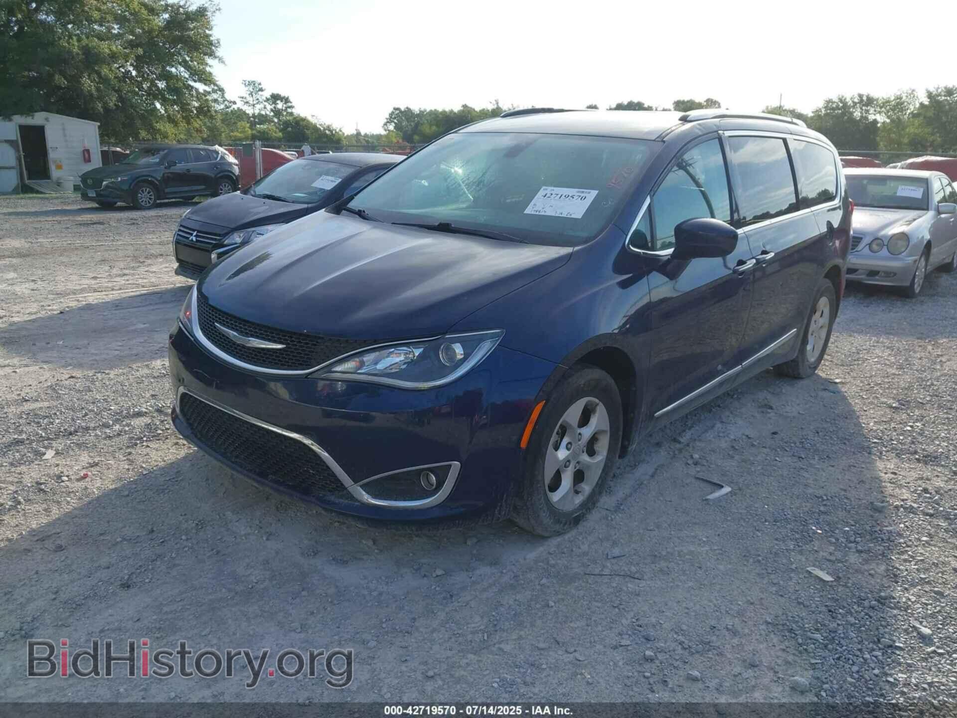 2017 CHRYSLER PACIFICA - VIN: 2C4RC1EG0HR650362 - Photo 2
