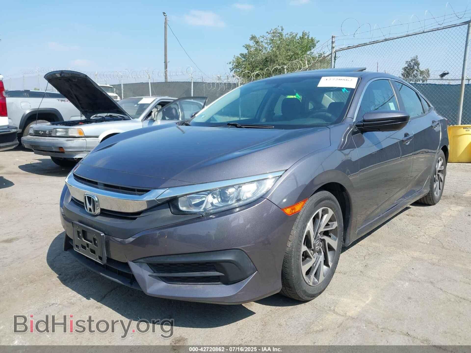 2018 HONDA CIVIC - VIN: 2HGFC2F73JH525988 - Фото 2