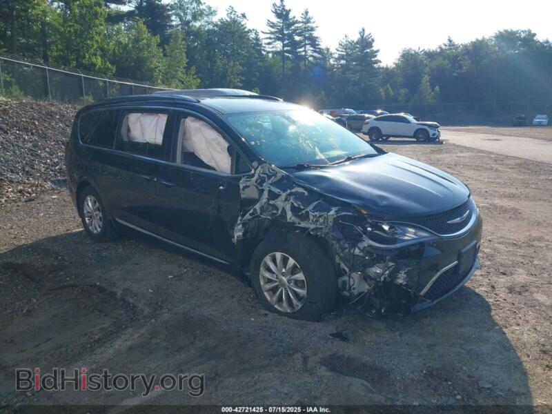 2019 Chrysler PACIFICA Touring L (VIN 2C4RC1BG3KR665370) — photo 1 of 16, IAAI