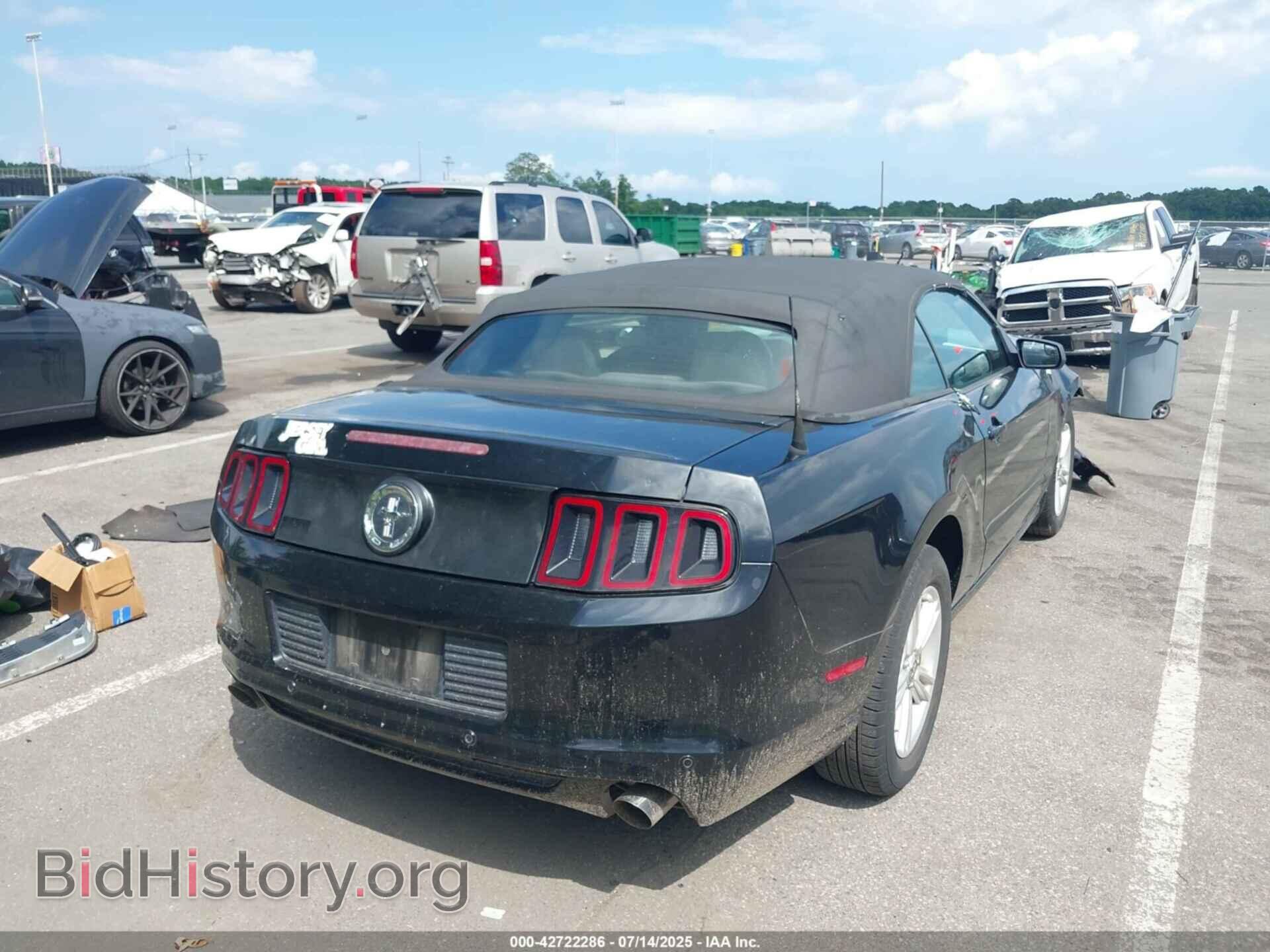 2013 FORD MUSTANG - VIN: 1ZVBP8EM8D5225075 - Photo 4