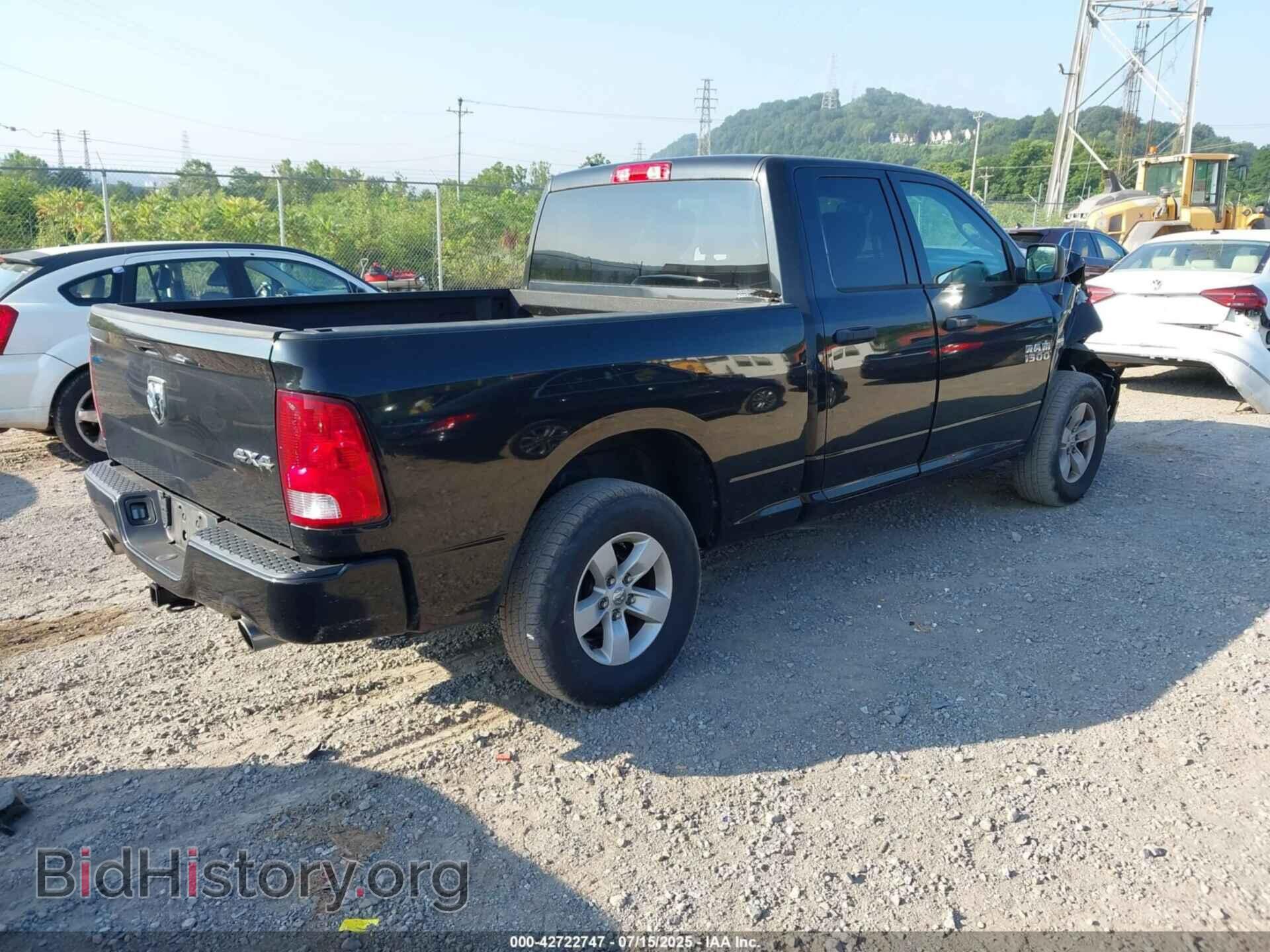 2018 RAM 1500 - VIN: 1C6RR7FT0JS135581 - Фото 4