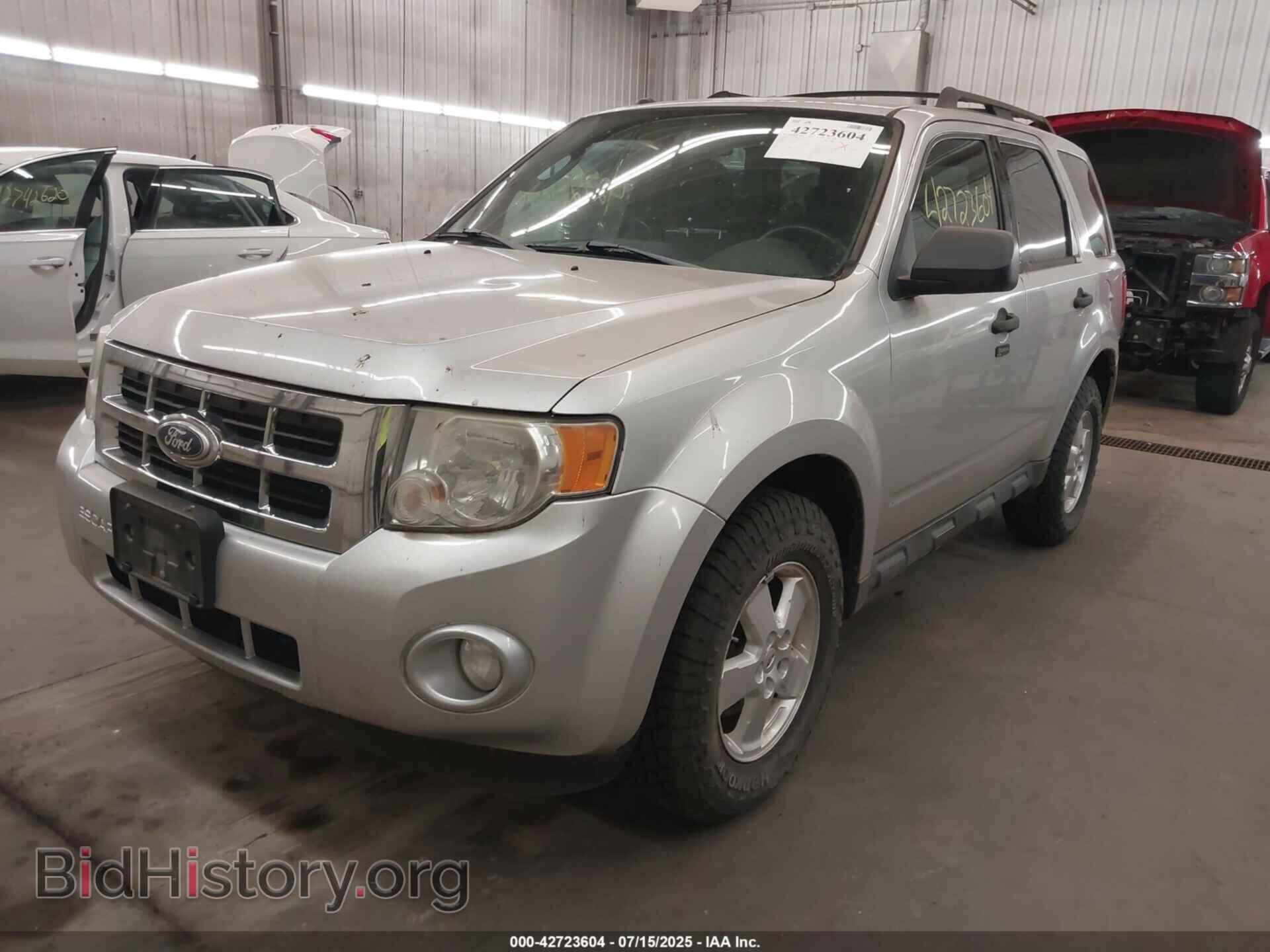 2010 FORD ESCAPE - VIN: 1FMCU9DG7AKD33018 - Фото 2
