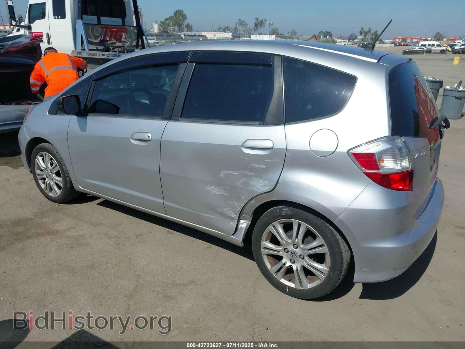 2011 HONDA FIT - VIN: JHMGE8H37BS004095 - Фото 3