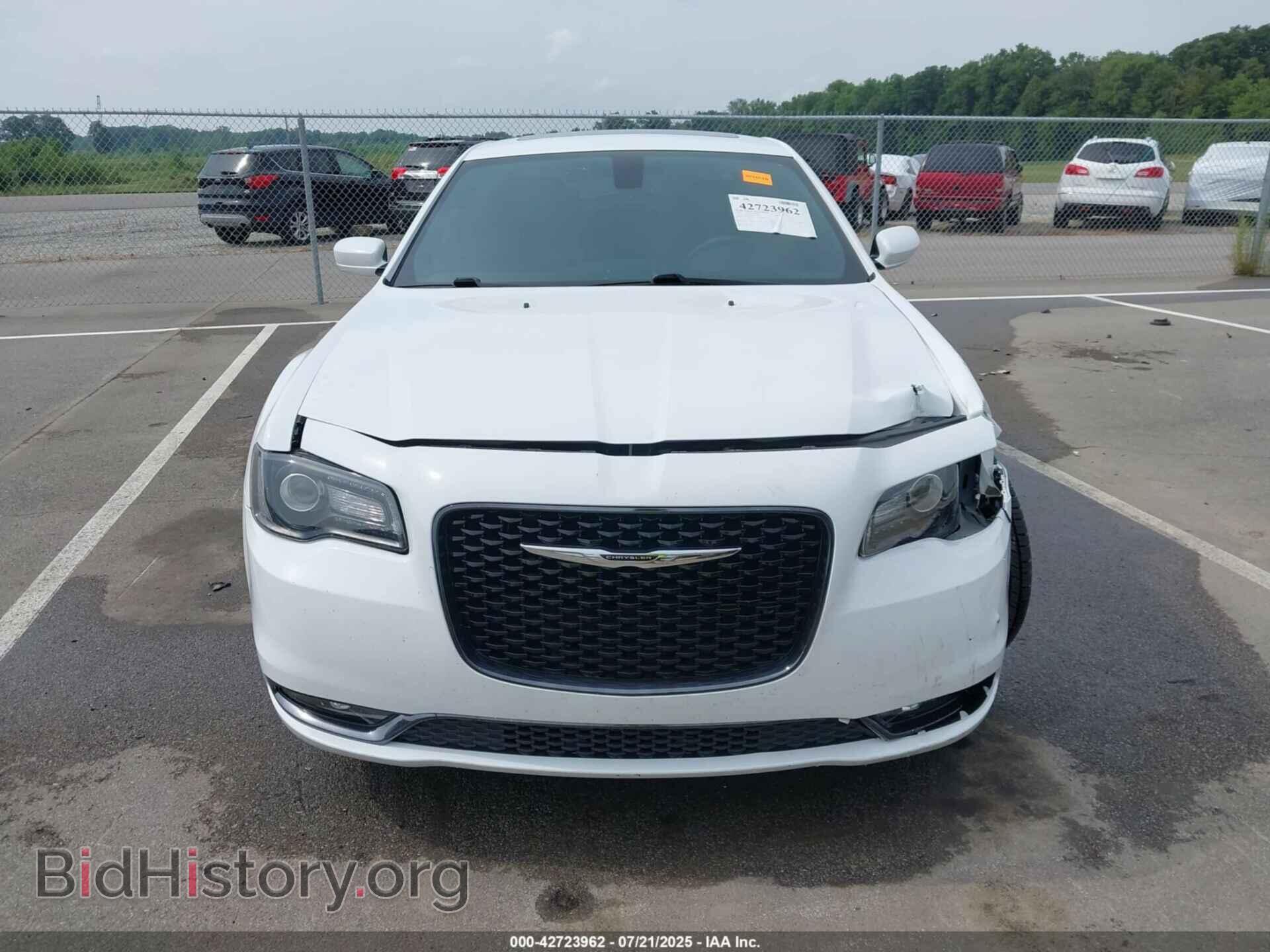 2018 CHRYSLER 300 - VIN: 2C3CCAGG2JH151758 - Фото 12