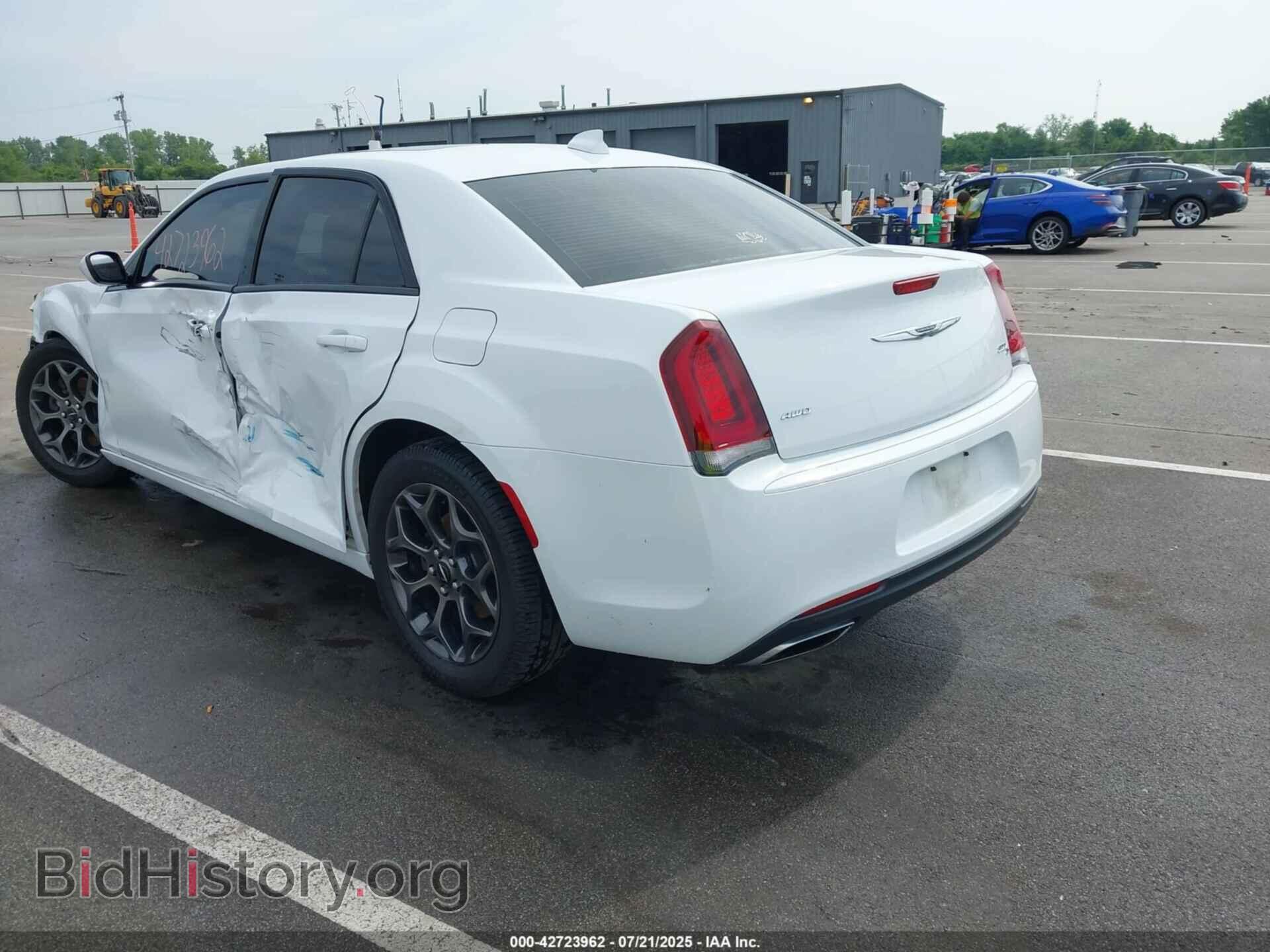 2018 CHRYSLER 300 - VIN: 2C3CCAGG2JH151758 - Фото 3