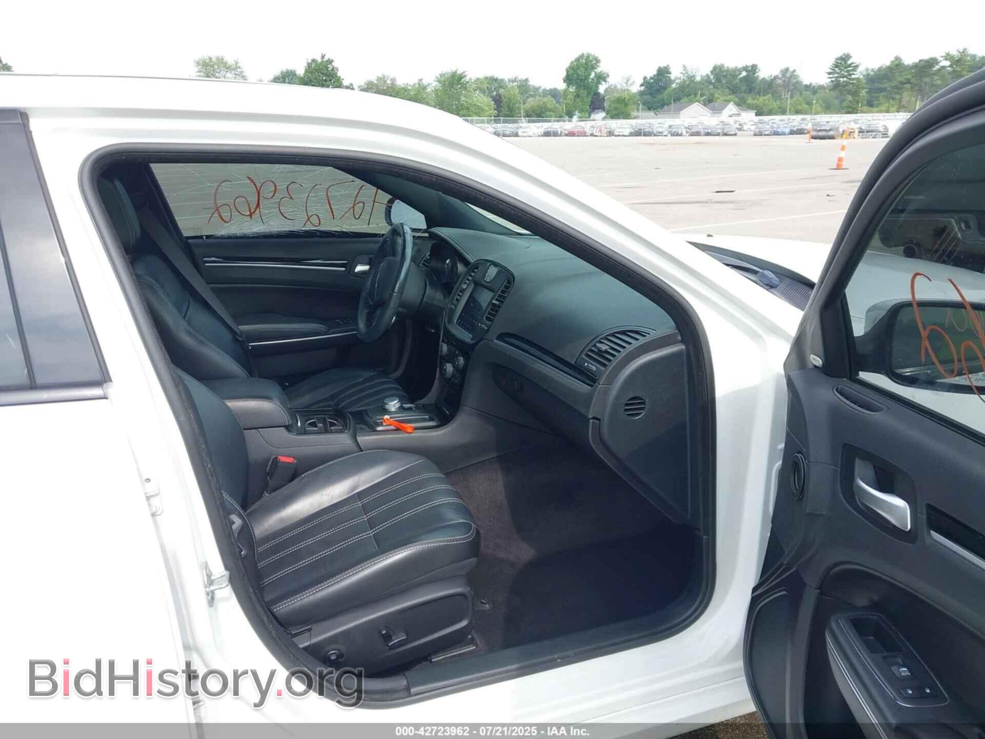 2018 CHRYSLER 300 - VIN: 2C3CCAGG2JH151758 - Фото 5