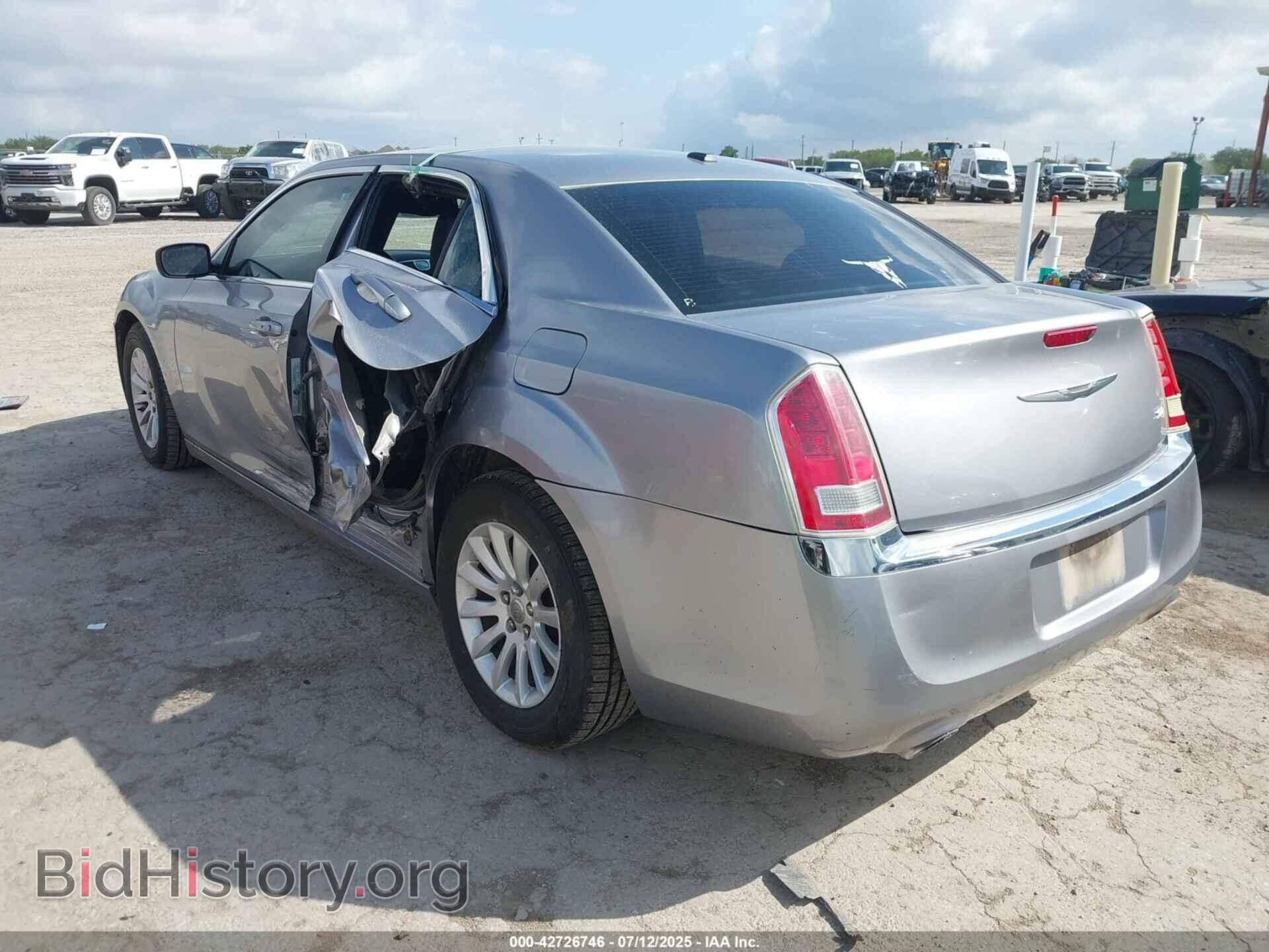 2013 CHRYSLER 300 - VIN: 2C3CCAAG4DH644208 - Фото 3