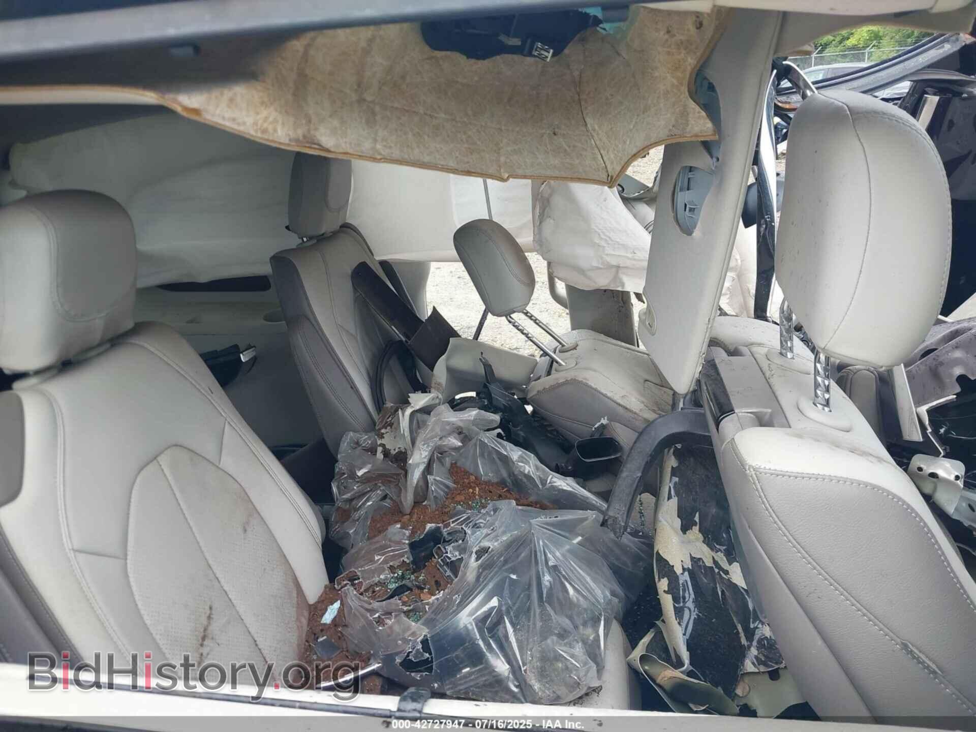 2017 CHRYSLER PACIFICA - VIN: 2C4RC1EG0HR752728 - Photo 8