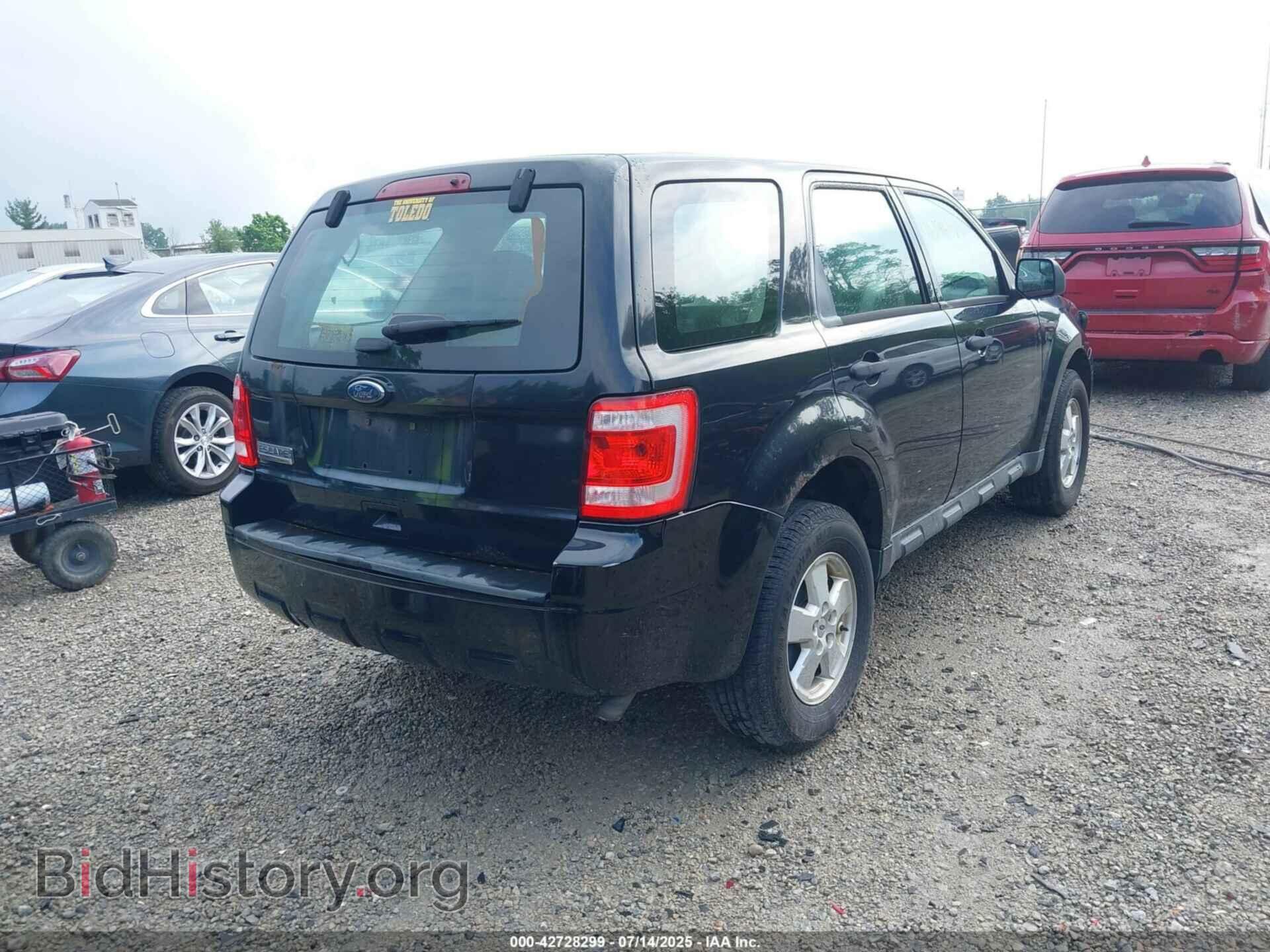 2011 FORD ESCAPE - VIN: 1FMCU0C77BKB64424 - Фото 4