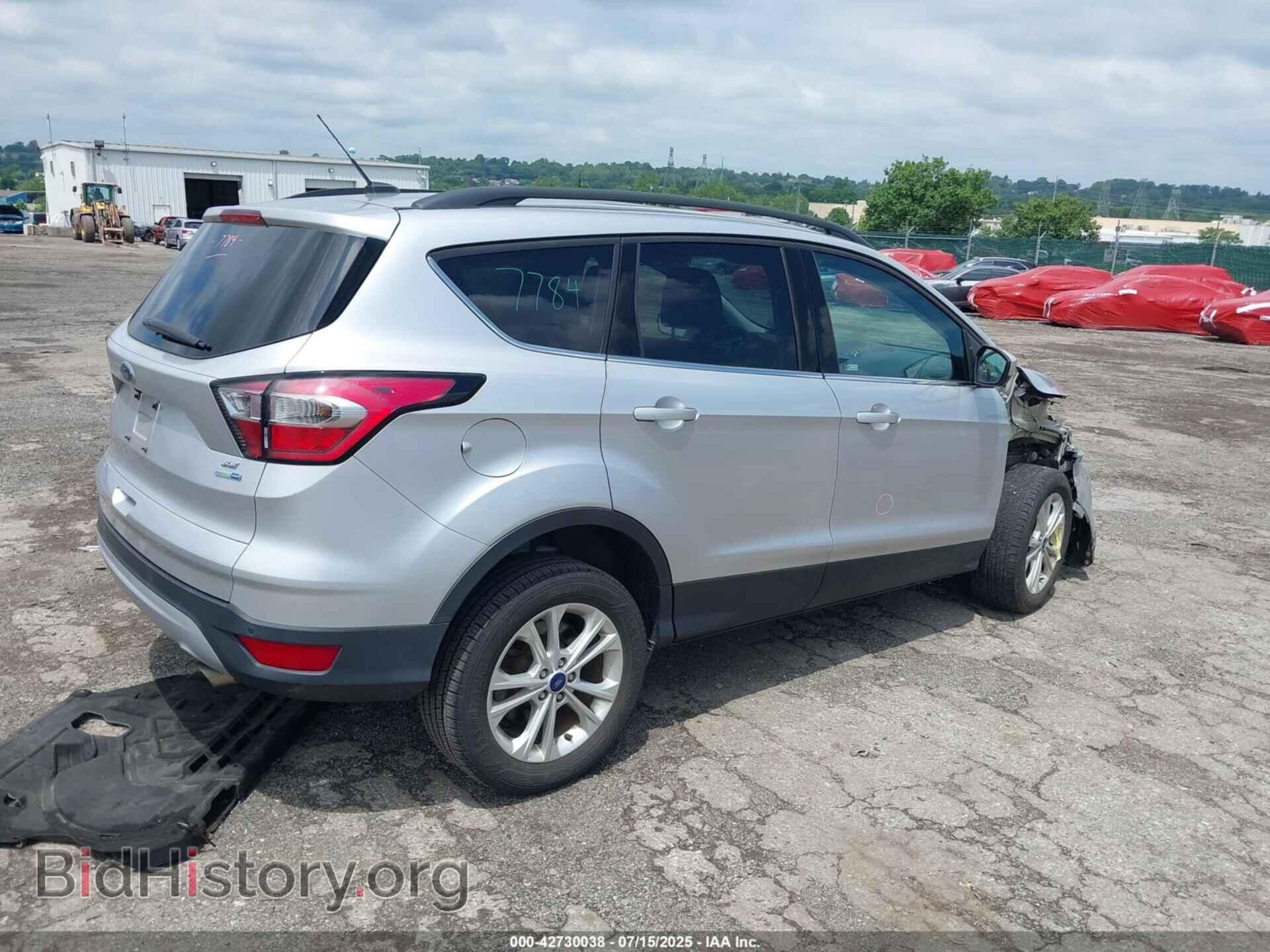 2017 FORD ESCAPE - VIN: 1FMCU9G98HUB95002 - Фото 4