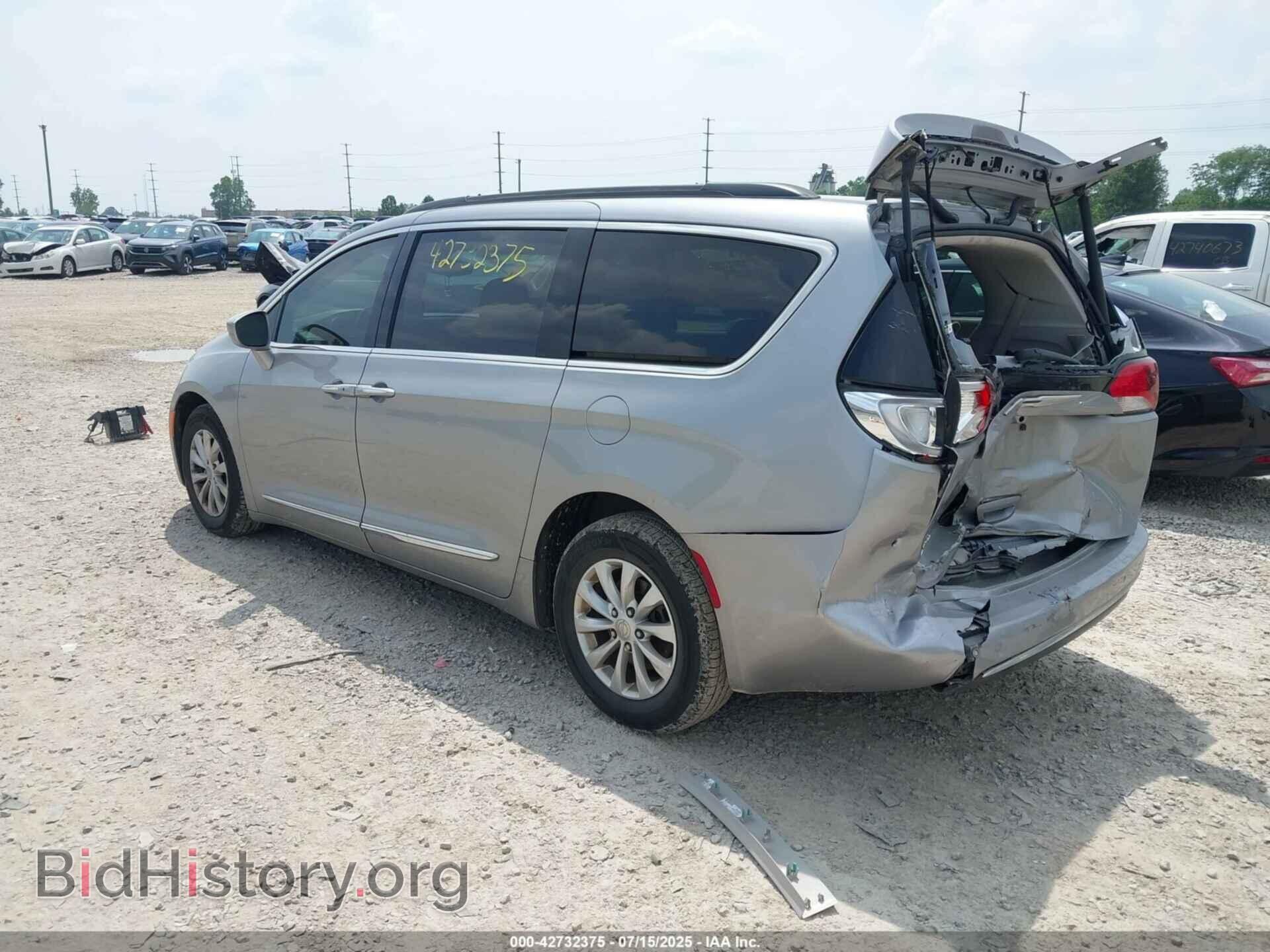 2017 CHRYSLER PACIFICA - VIN: 2C4RC1BG1HR613499 - Фото 3