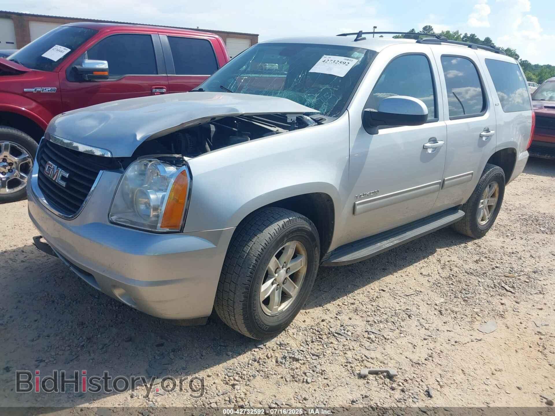 2011 GMC YUKON - VIN: 1GKS2CE07BR373486 - Фото 2