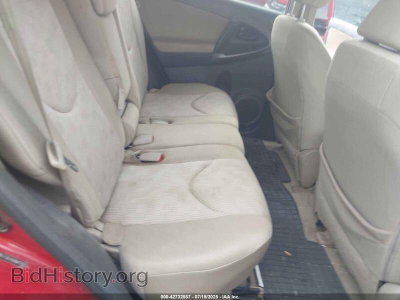 2011 Toyota RAV4 (VIN 2T3BF4DV8BW157925) — photo 8 of 16