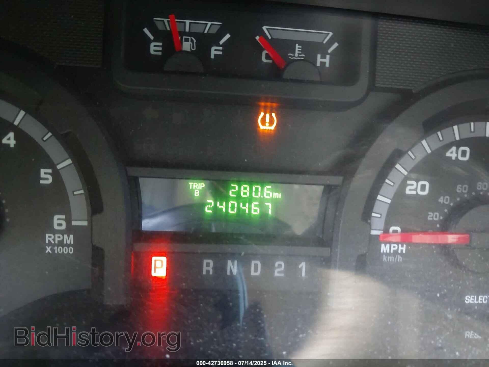 2011 FORD E-150 - VIN: 1FTNE1EL7BDA52902 - Фото 7