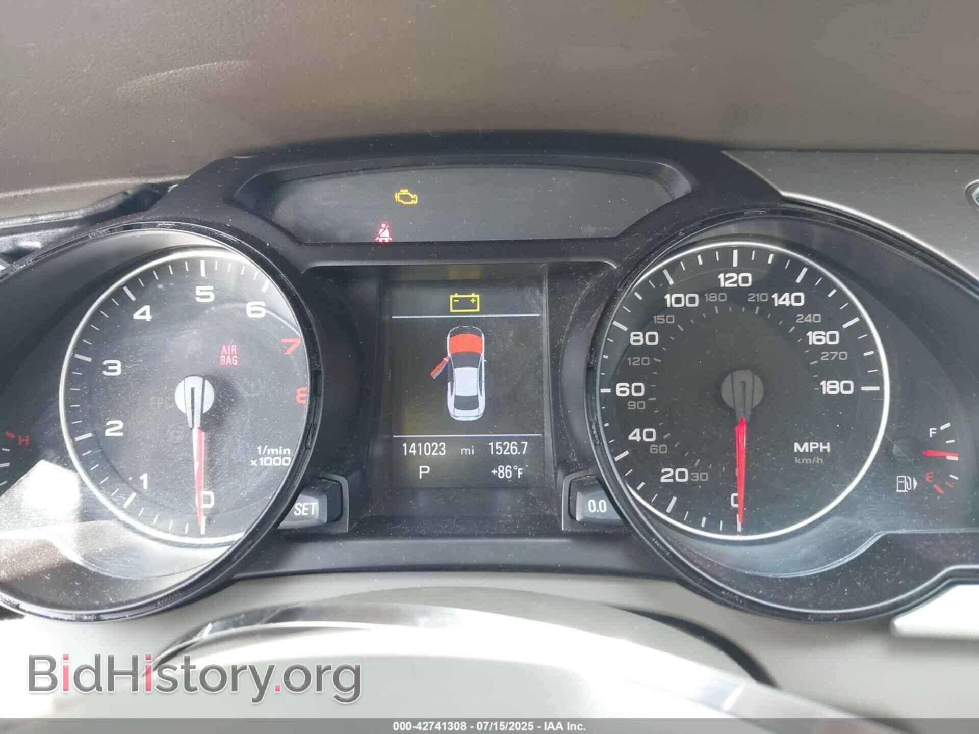 2011 AUDI A5 - VIN: WAULFAFR7BA048855 - Photo 7
