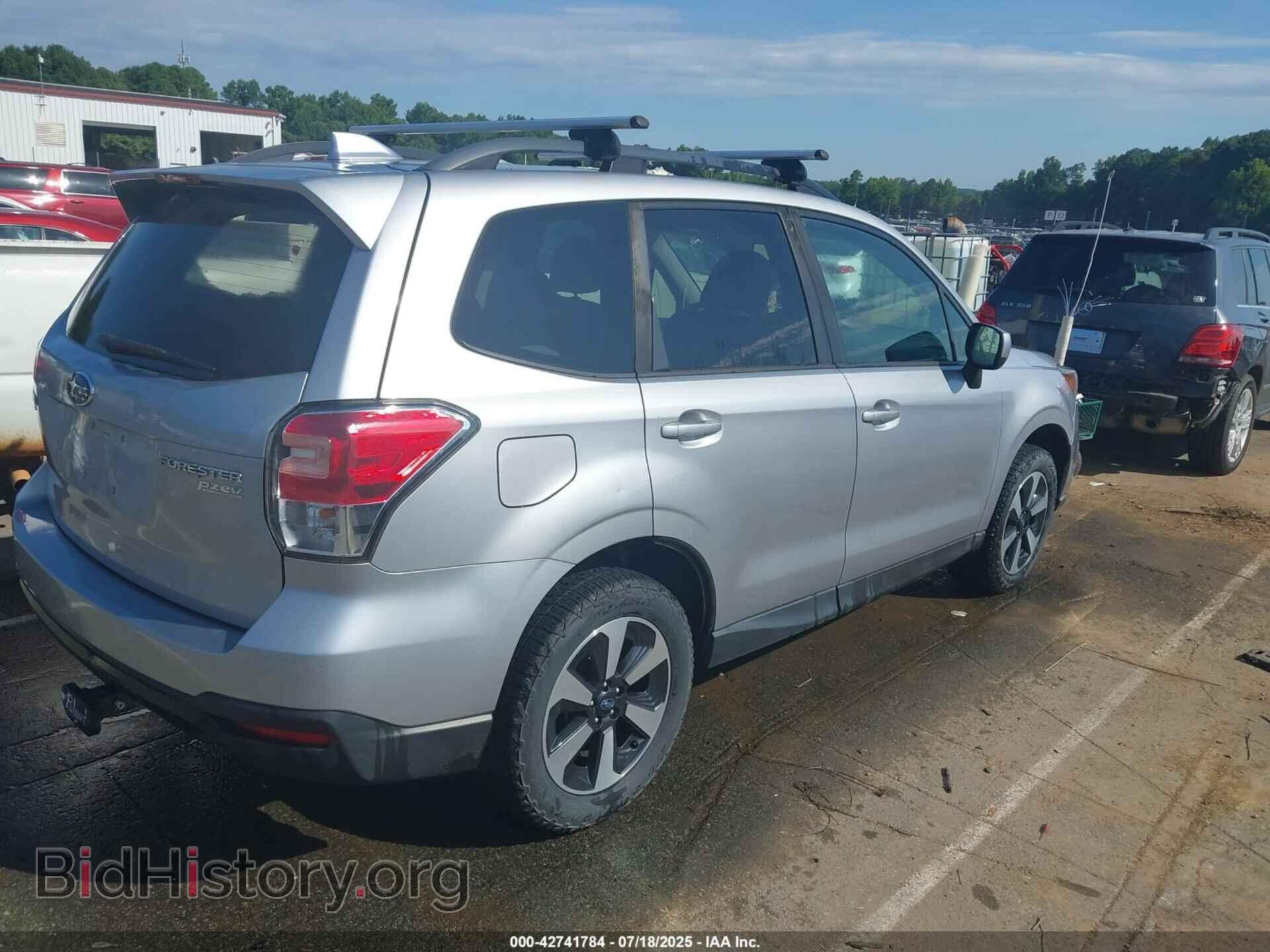 2017 SUBARU FORESTER - VIN: JF2SJAEC3HH528192 - Фото 4