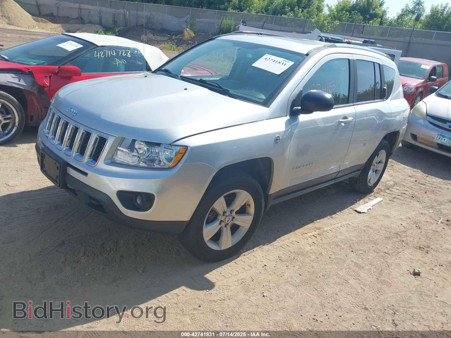 2011 JEEP COMPASS - VIN: 1J4NF5FB2BD263946 - Фото 2