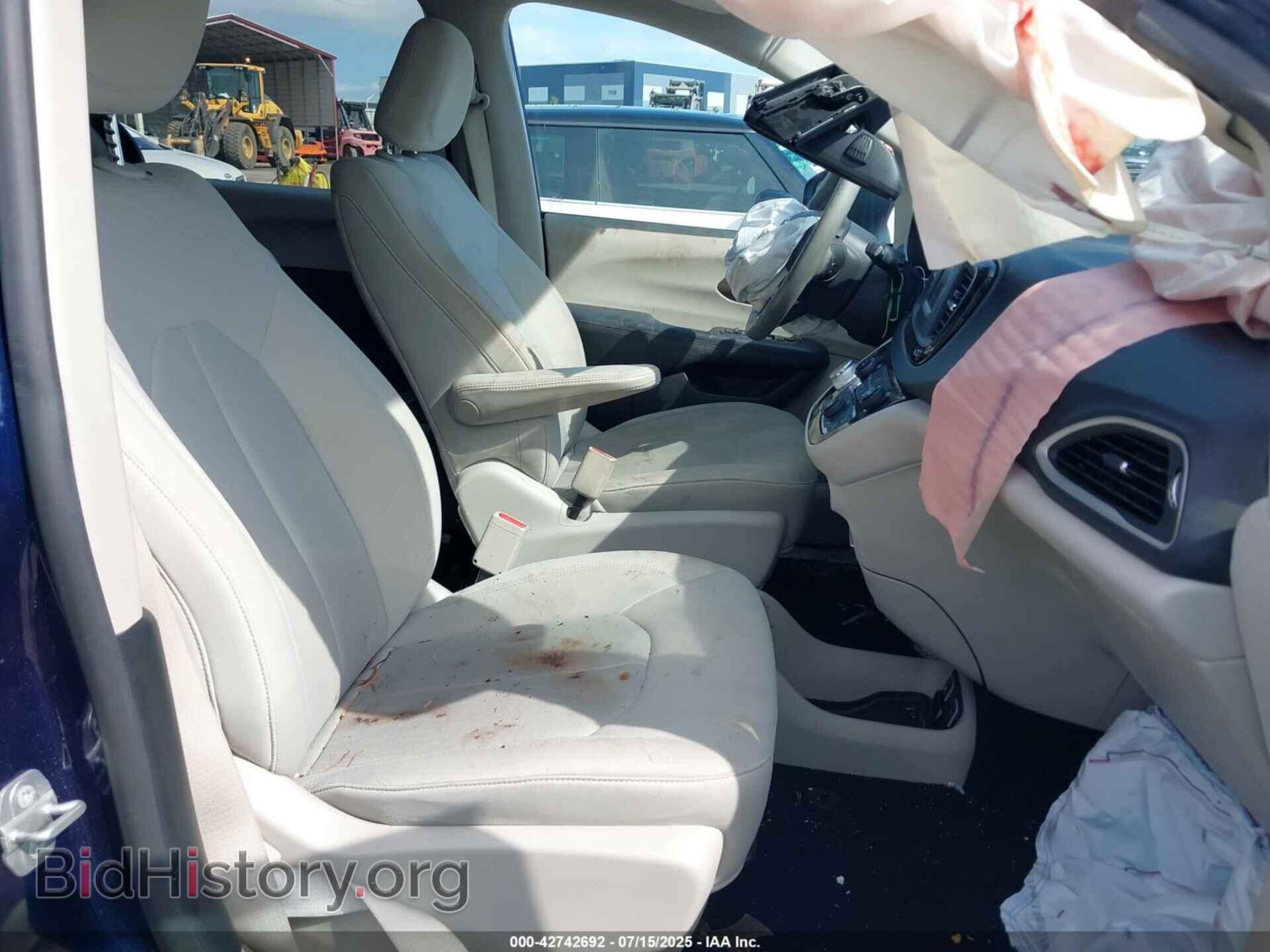2017 CHRYSLER PACIFICA - VIN: 2C4RC1DG7HR561440 - Фото 5