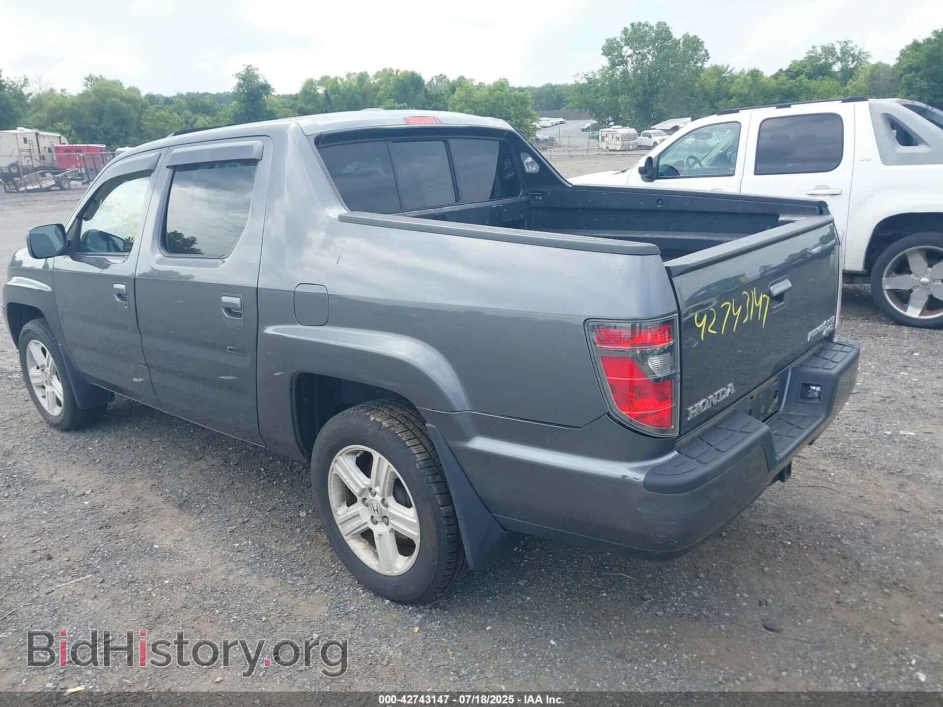 2013 HONDA RIDGELINE - VIN: 5FPYK1F54DB010406 - Фото 3