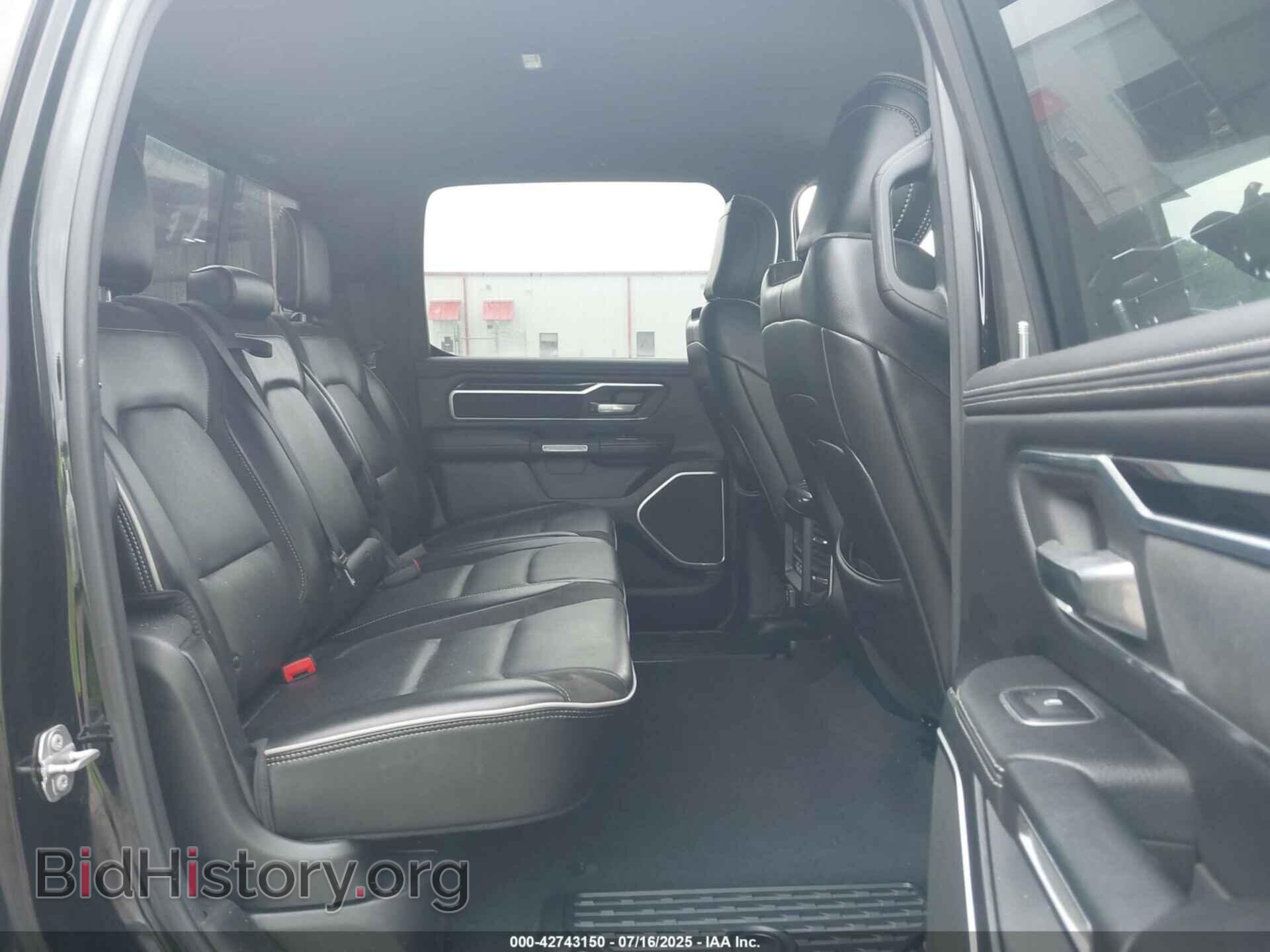 2019 RAM 1500 - VIN: 1C6SRFJT2KN573991 - Фото 8