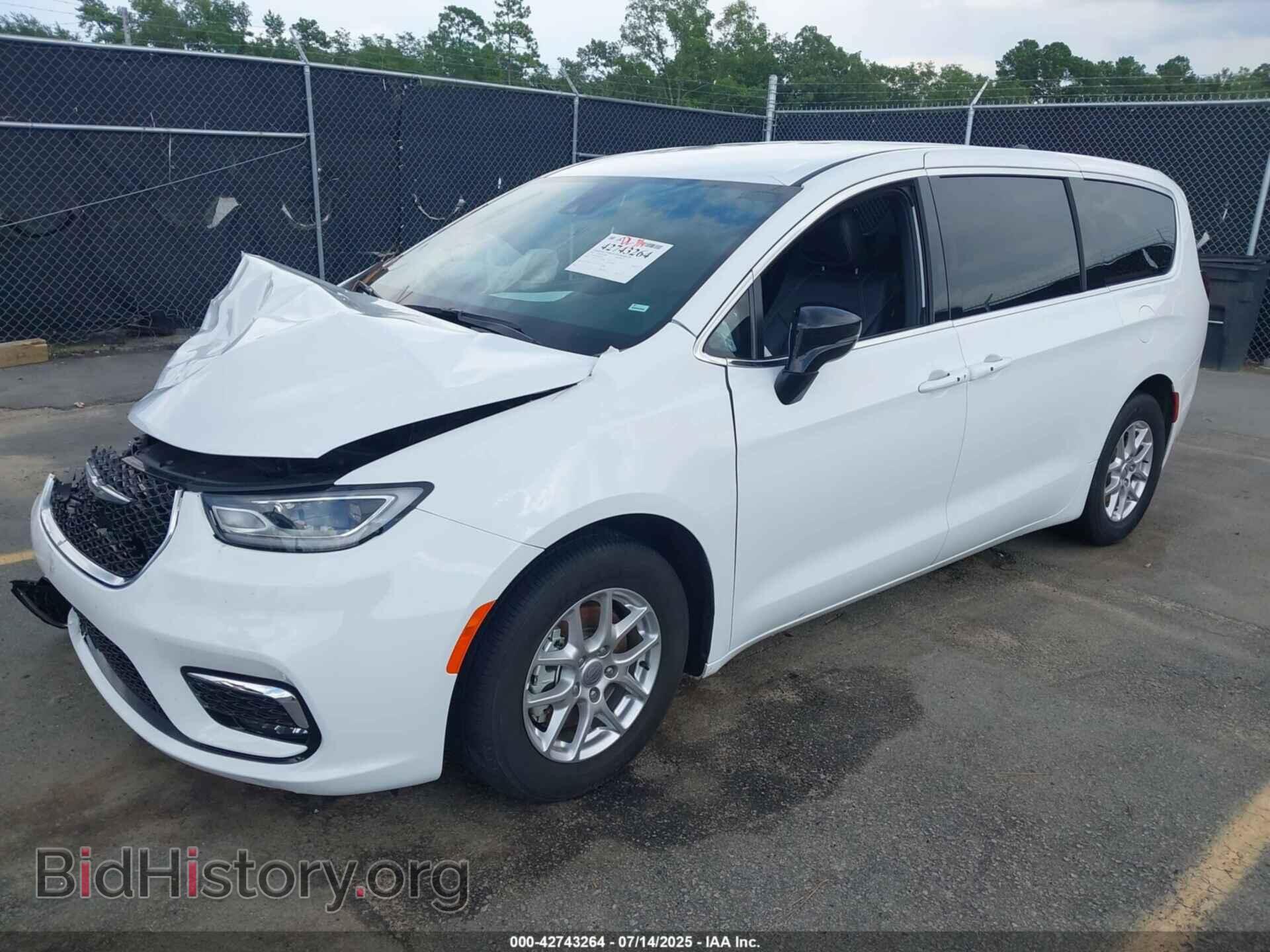 2025 CHRYSLER PACIFICA - VIN: 2C4RC1BG5SR531217 - Фото 2