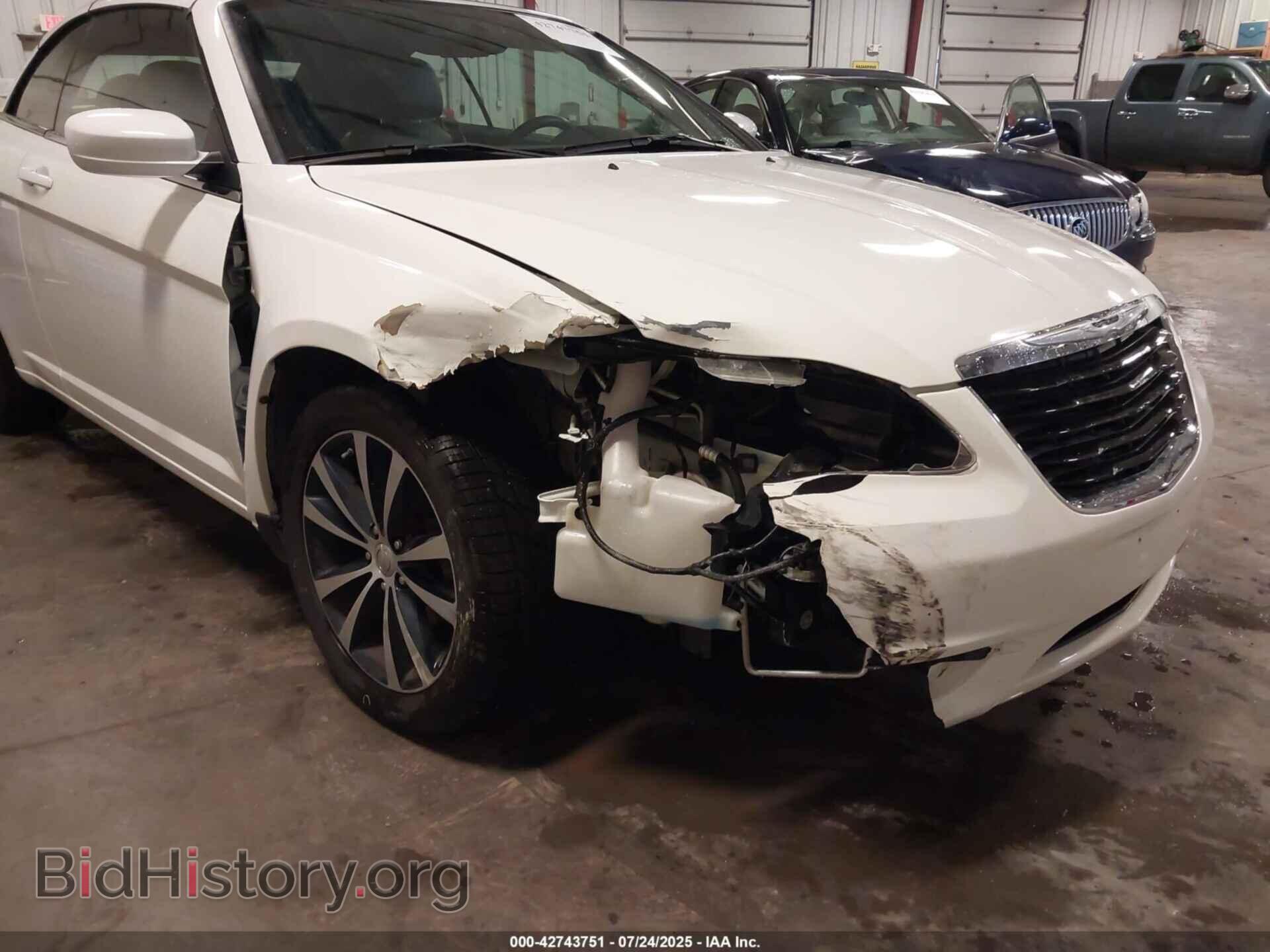 2013 CHRYSLER 200 - VIN: 1C3BCBGG1DN717082 - Фото 6