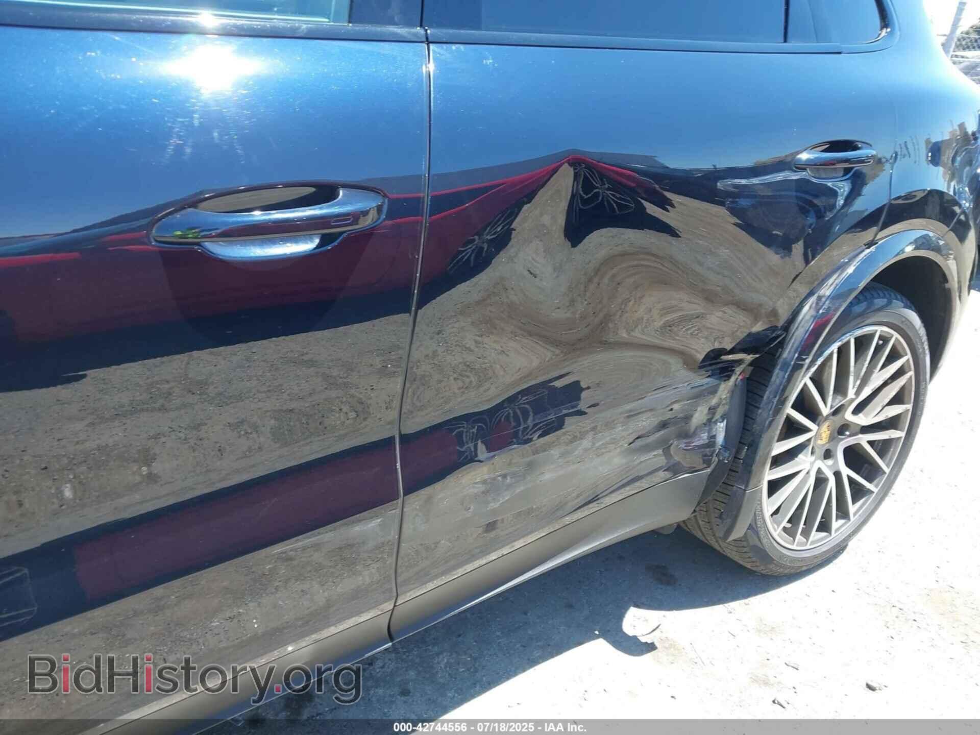 2019 PORSCHE CAYENNE - VIN: WP1AB2AY2KDA62301 - Photo 6
