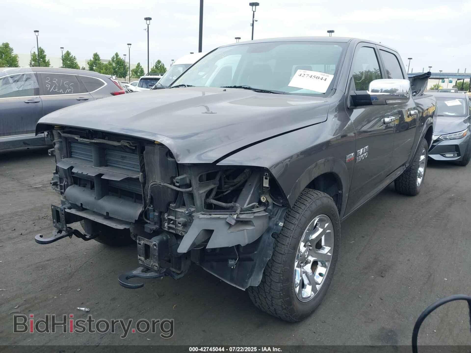 2016 RAM 1500 - VIN: 1C6RR7NT8GS117629 - Фото 2