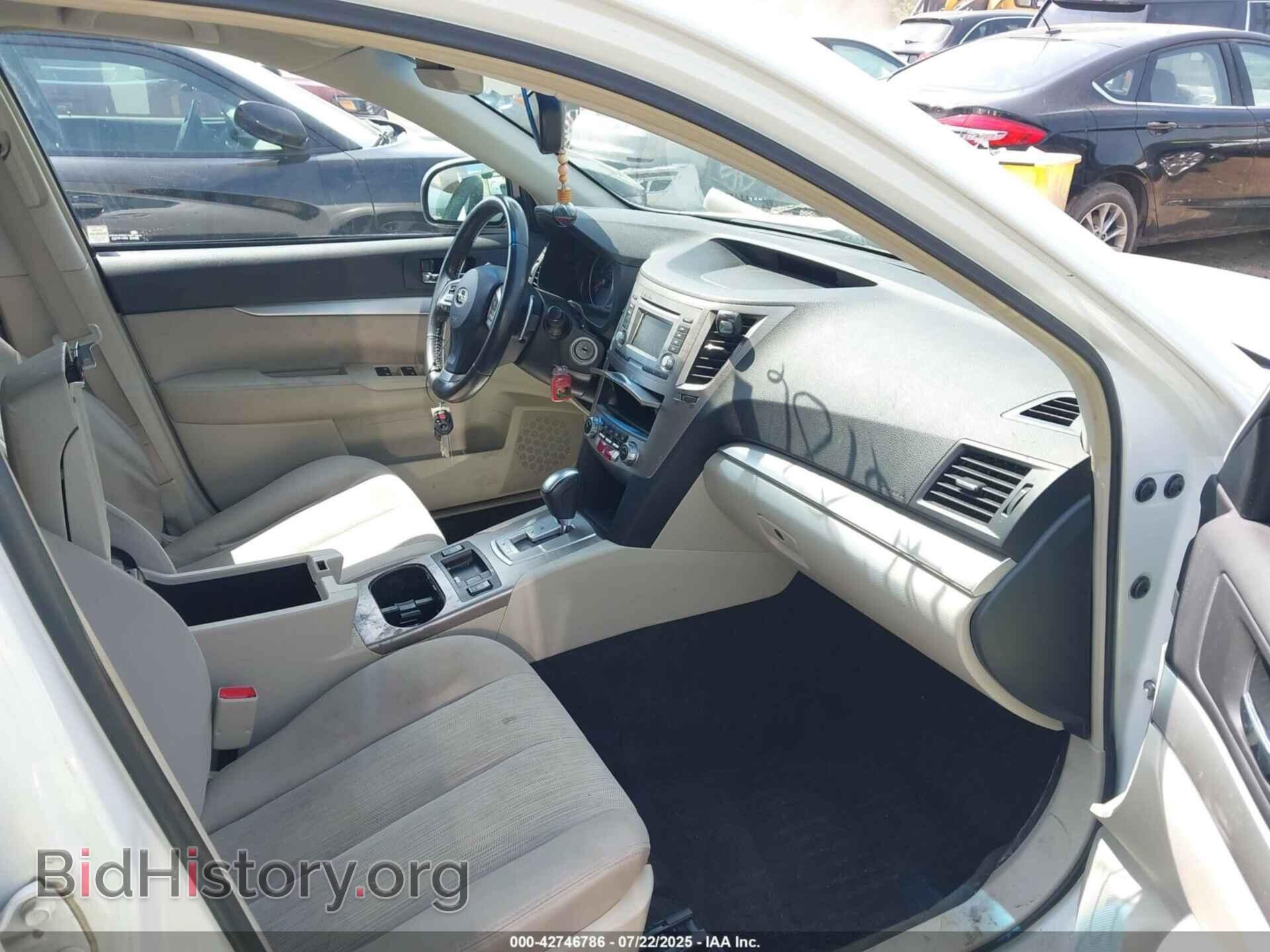 2014 SUBARU OUTBACK - VIN: 4S4BRCCC4E3238750 - Фото 5
