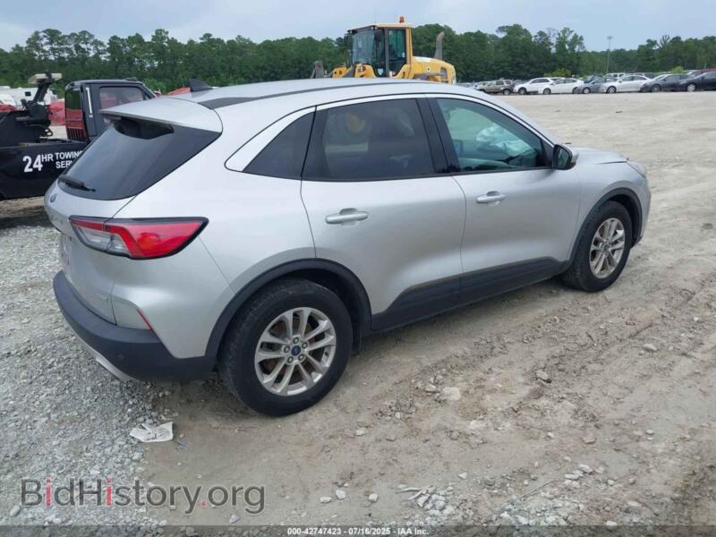2020 Ford ESCAPE (VIN 1FMCU0G62LUA59815) — фото 4 из 19
