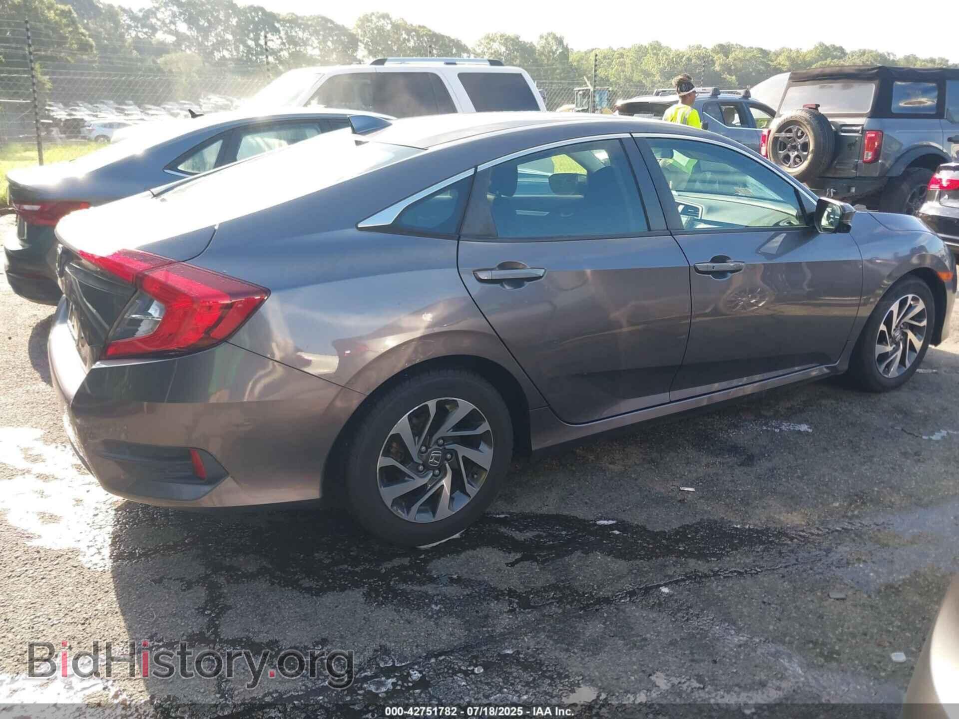2017 HONDA CIVIC - VIN: 19XFC2F72HE061256 - Фото 4