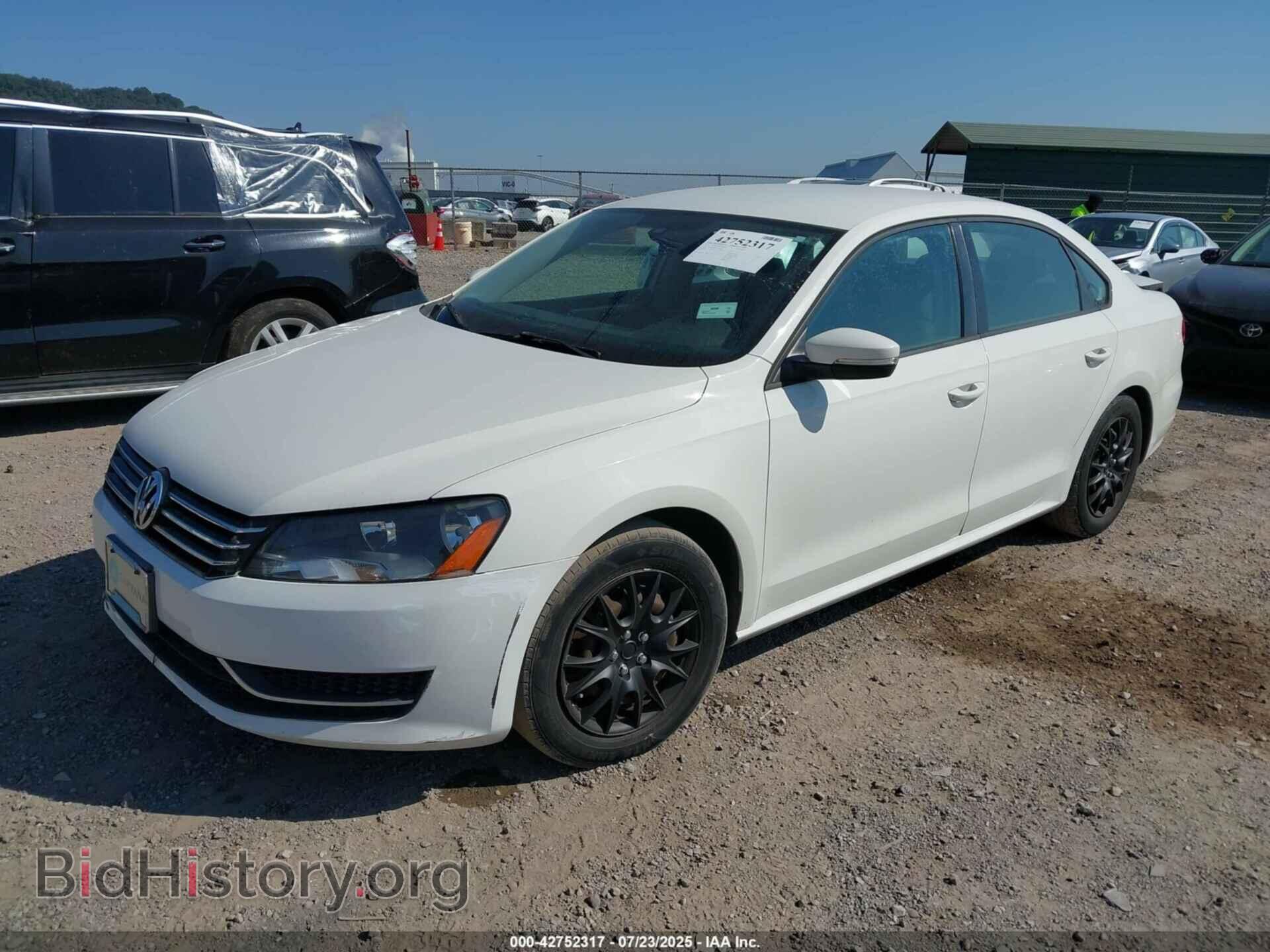 2014 VOLKSWAGEN PASSAT - VIN: 1VWAP7A3XEC022608 - Фото 2