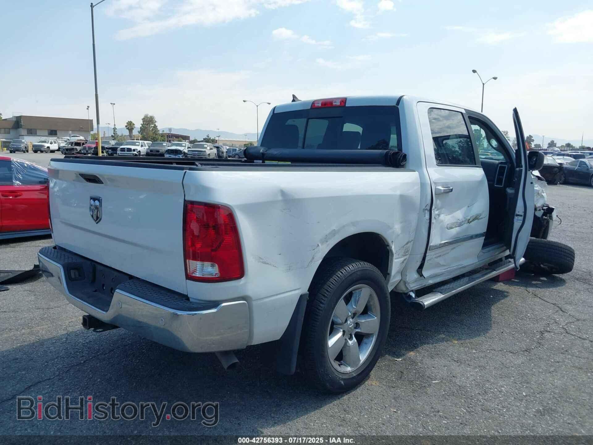2017 RAM 1500 - VIN: 1C6RR7LG4HS829577 - Фото 4