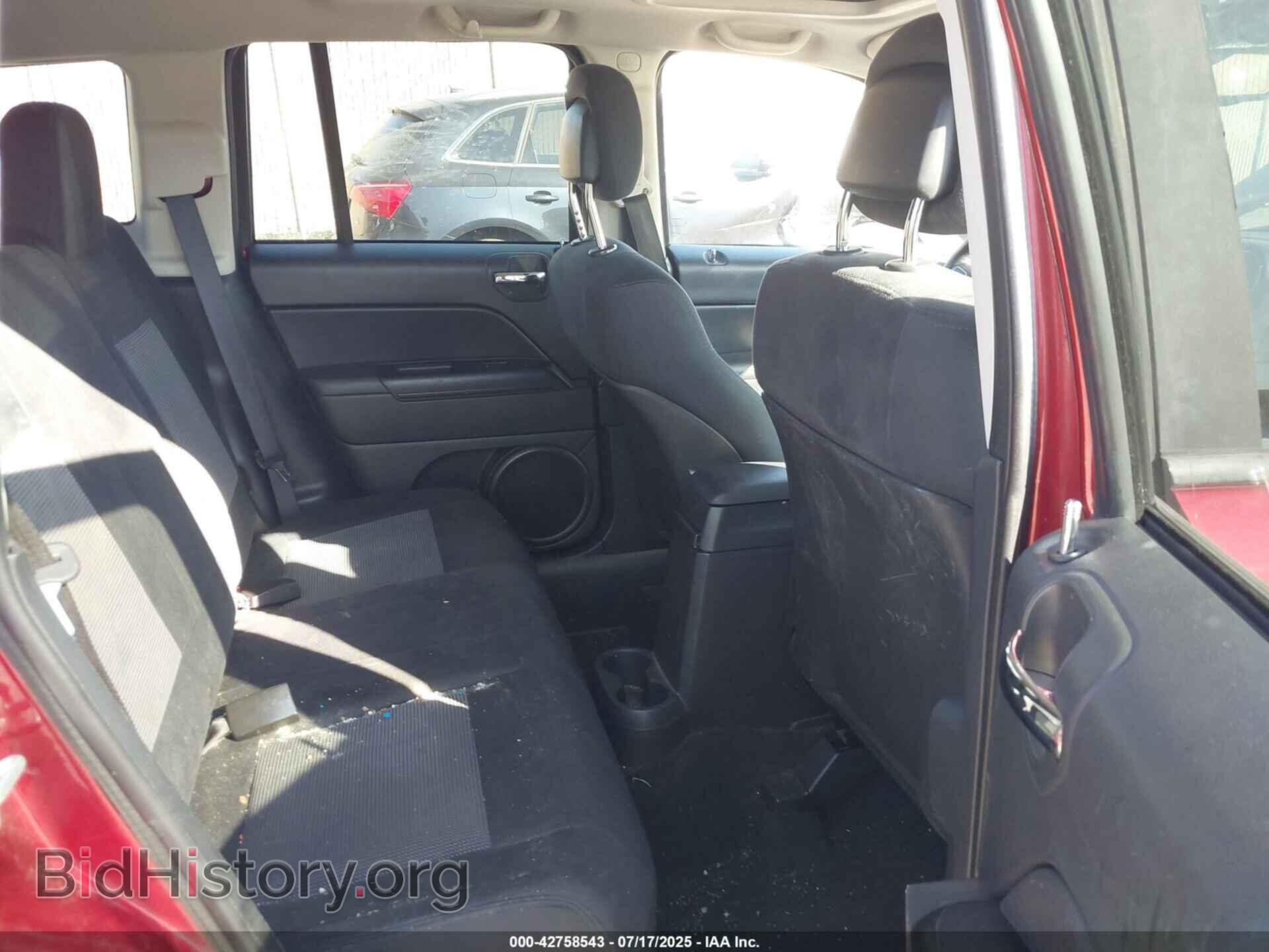 2012 JEEP COMPASS - VIN: 1C4NJDEB4CD577714 - Photo 8