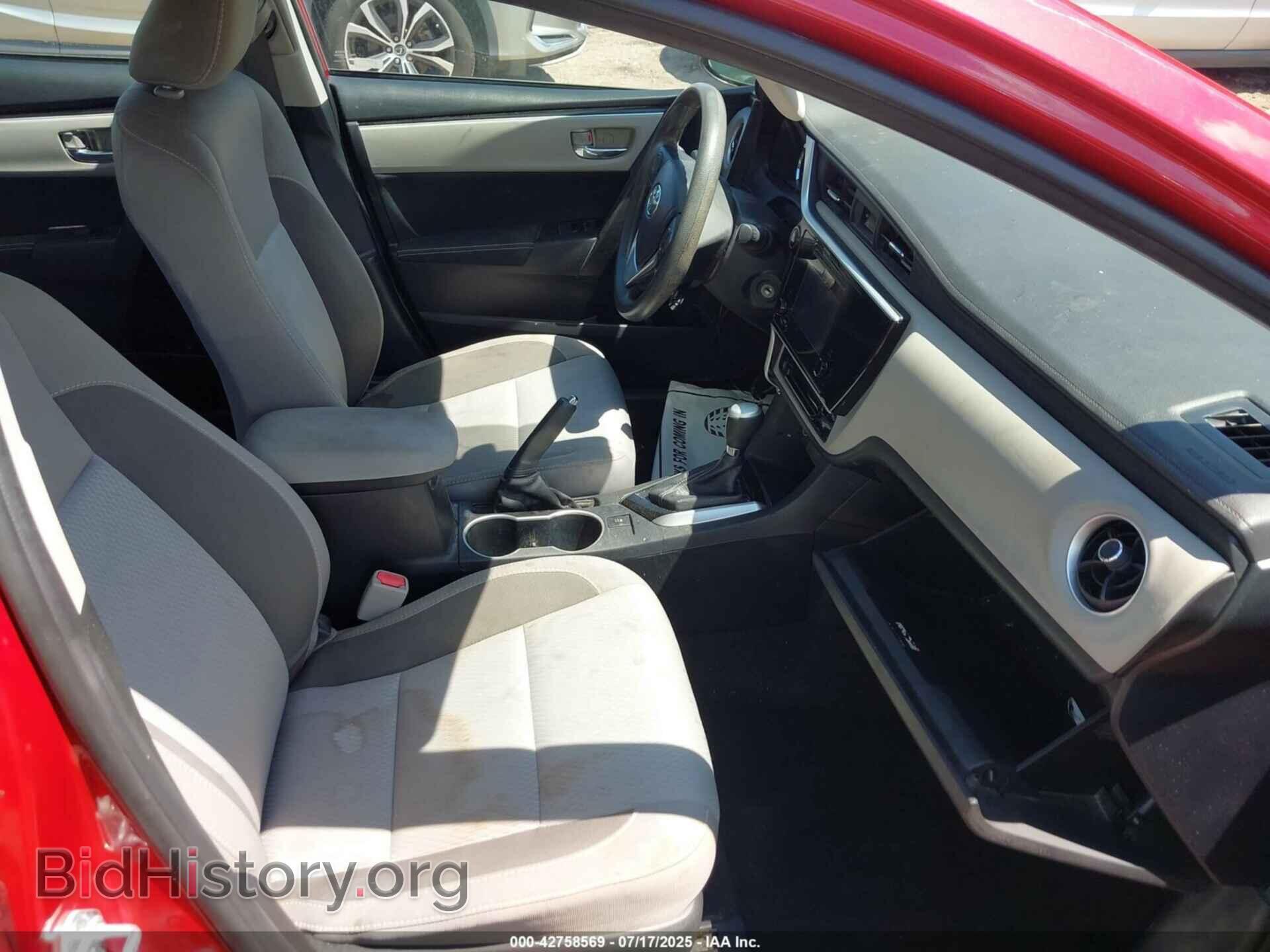 2017 TOYOTA COROLLA - VIN: 2T1BURHEXHC750055 - Фото 5