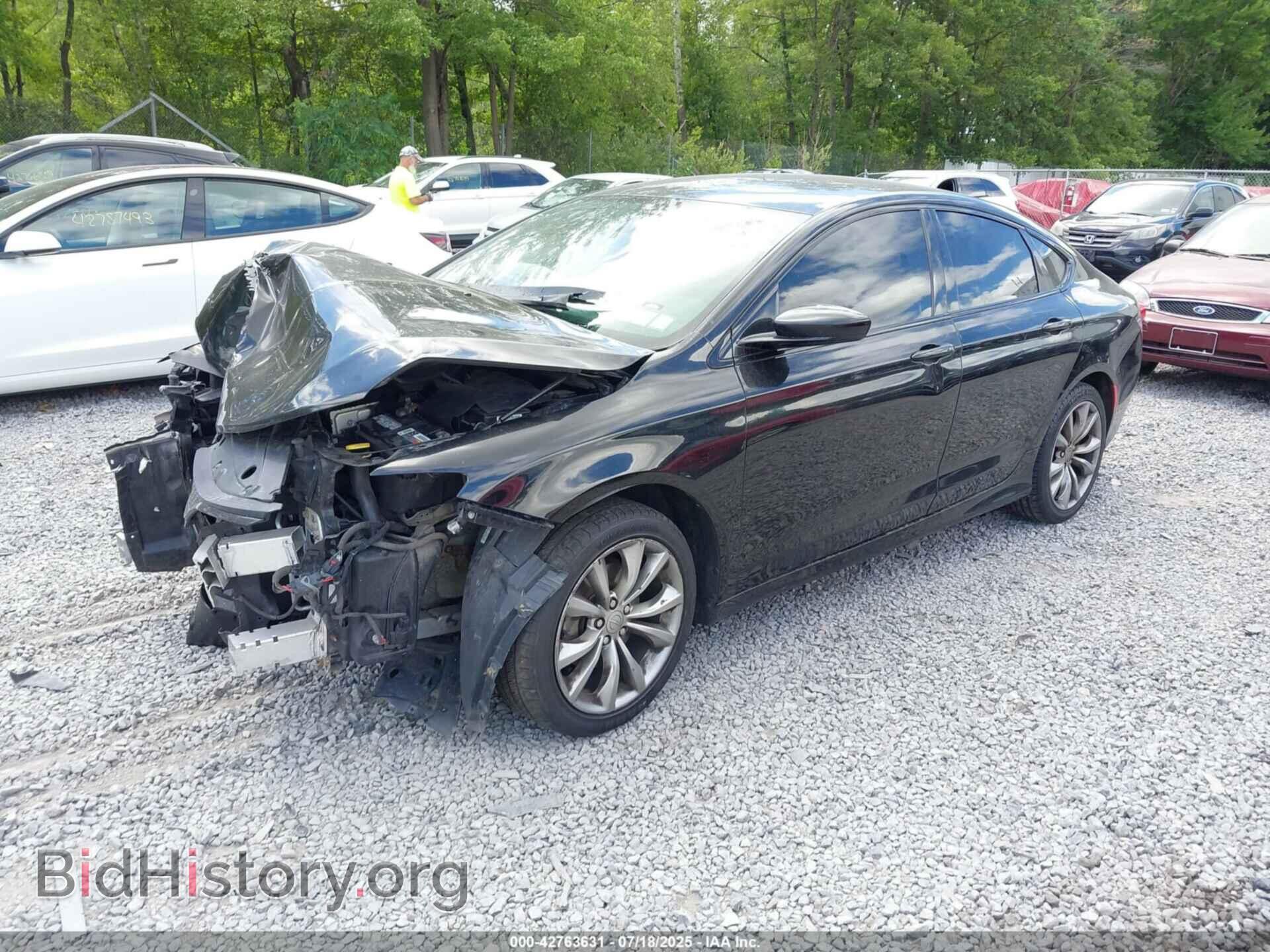 2016 CHRYSLER 200 - VIN: 1C3CCCBB3GN117562 - Photo 2