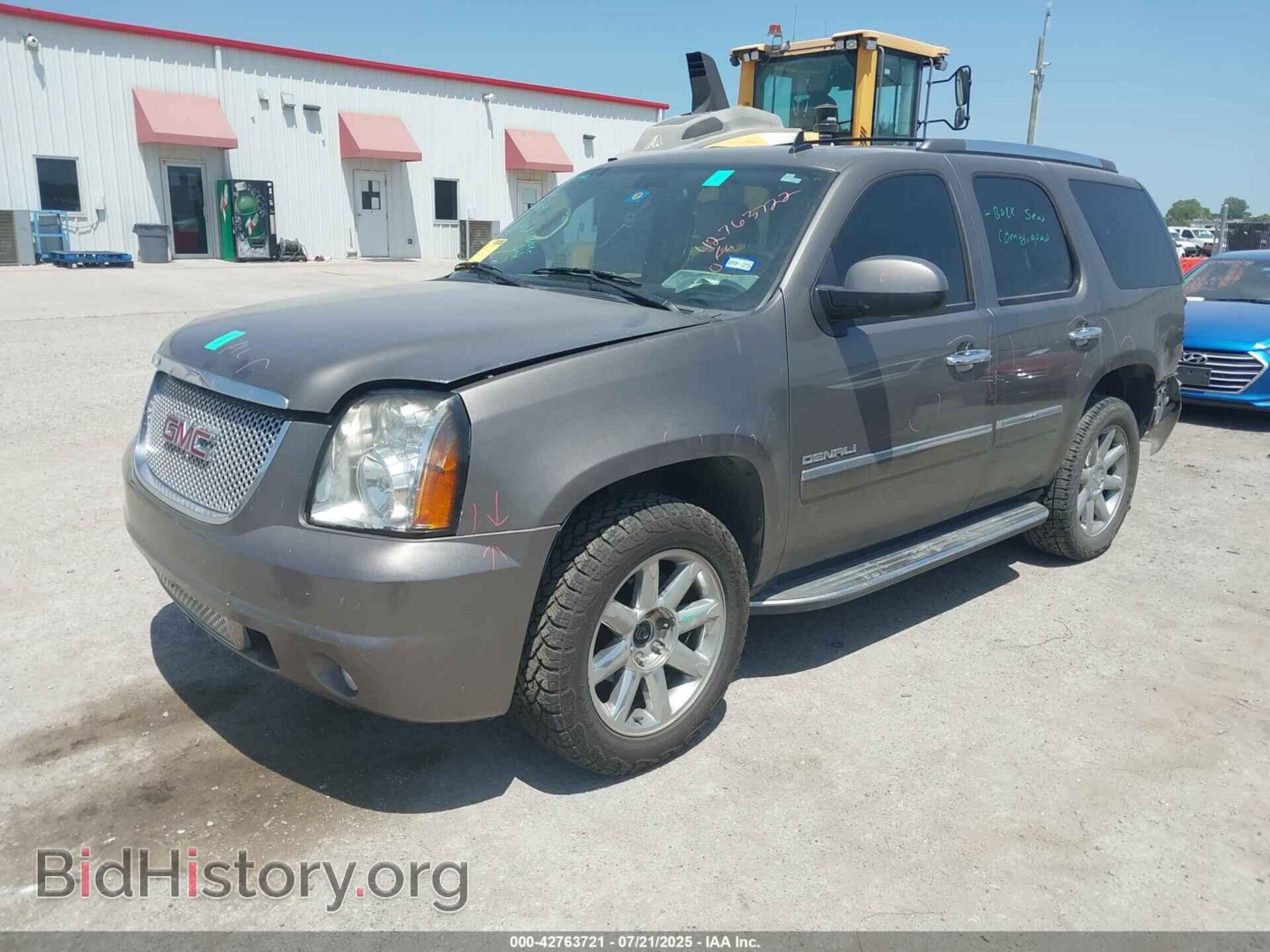 2011 GMC YUKON - VIN: 1GKS2EEF4BR254424 - Фото 2