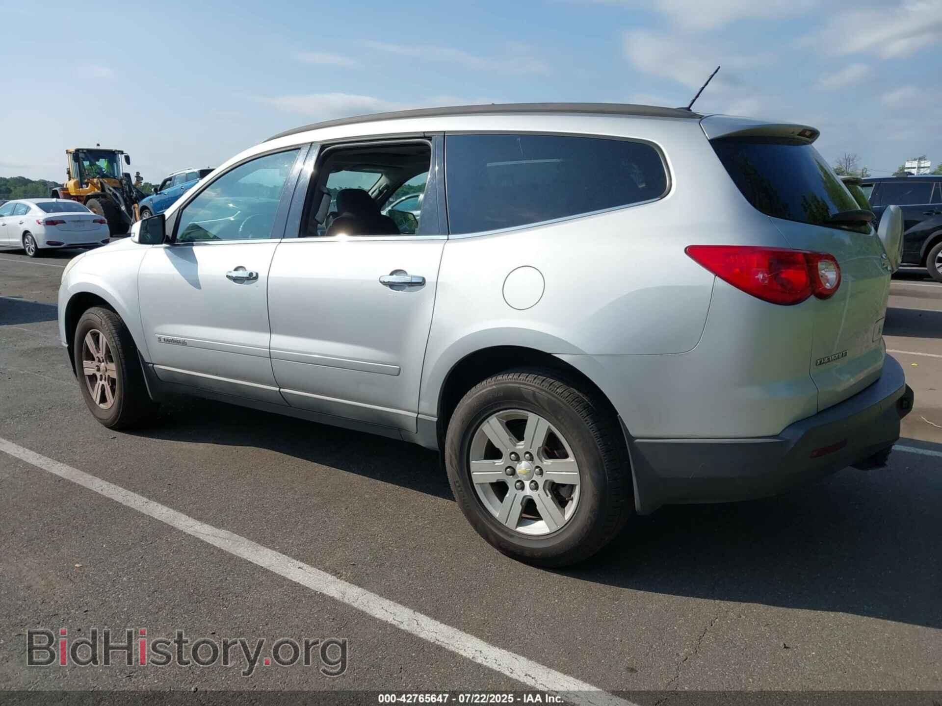 2009 CHEVROLET TRAVERSE - VIN: 1GNER23D19S169233 - Фото 3
