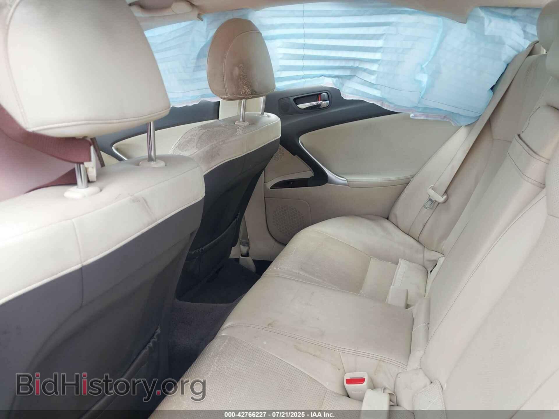 2011 LEXUS IS 250 - VIN: JTHBF5C2XB5151840 - Photo 8