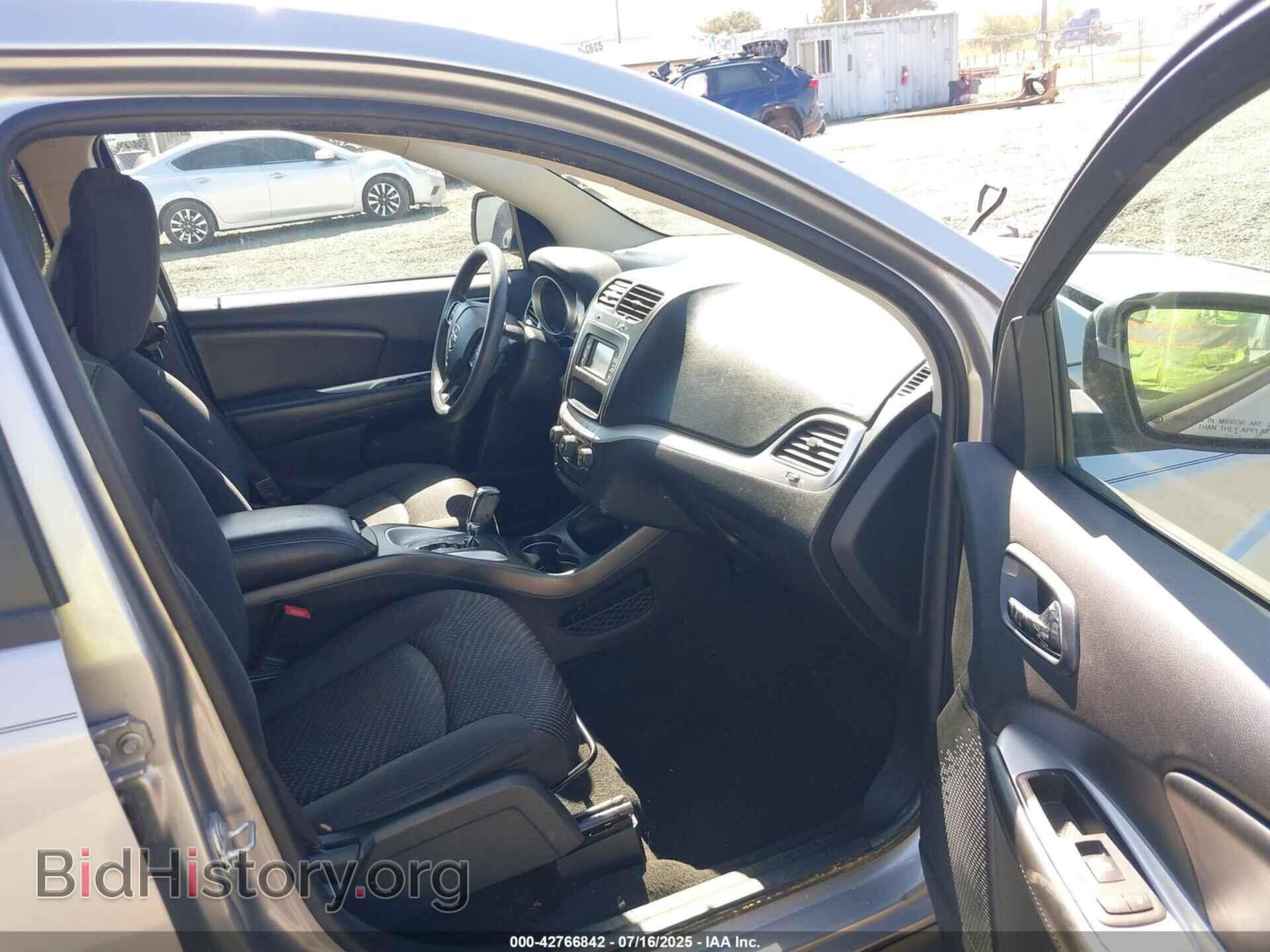 2017 DODGE JOURNEY - VIN: 3C4PDCBG0HT591282 - Фото 5