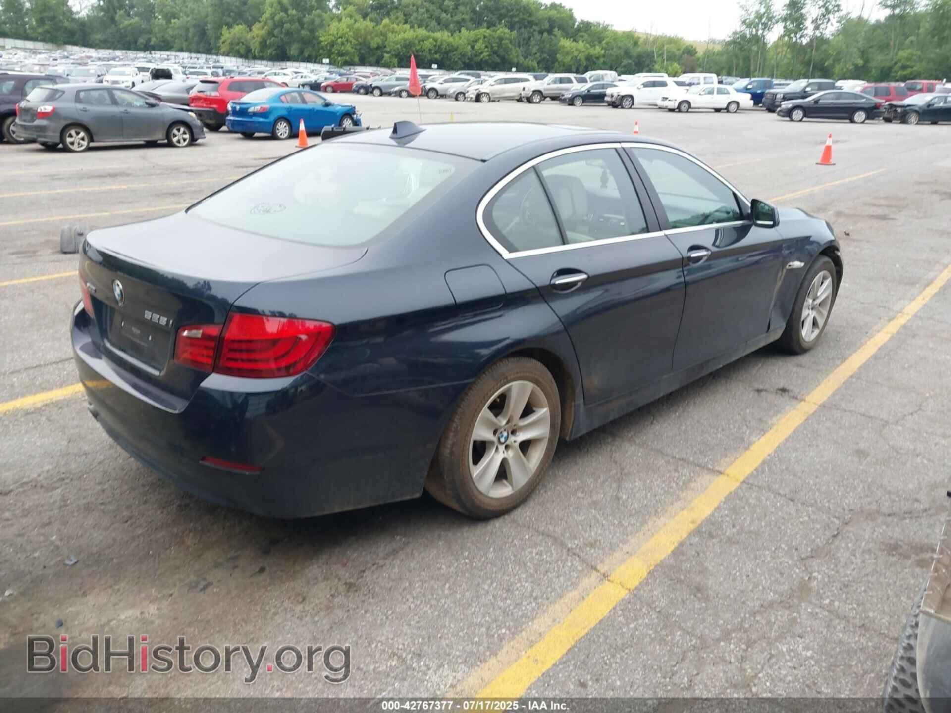 2013 BMW 528 - VIN: WBAXH5C58DD114853 - Фото 4