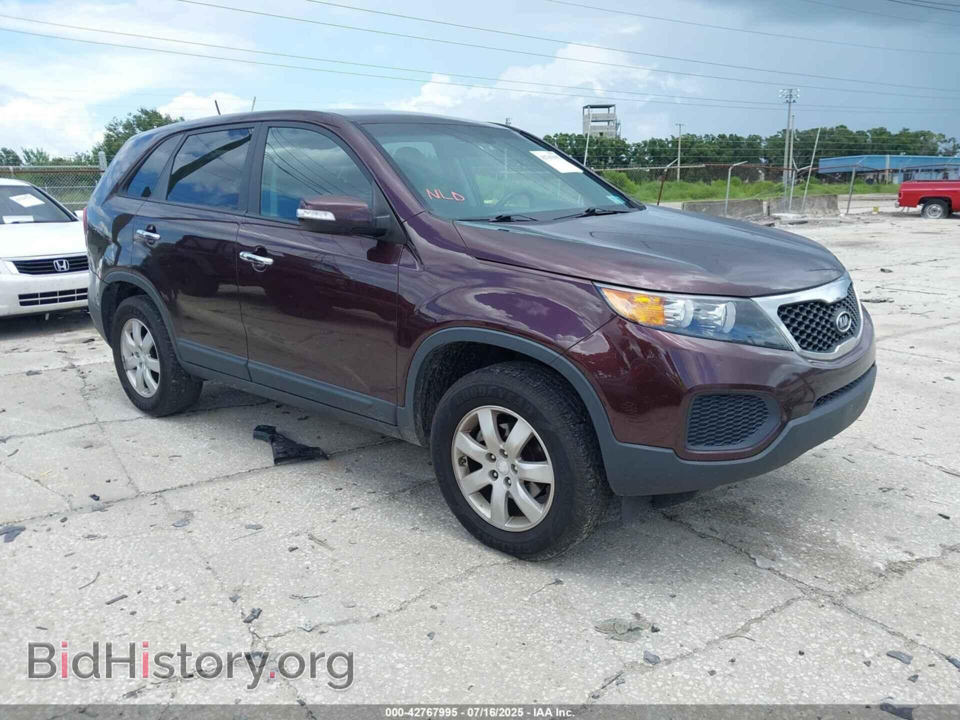 Photo 5XYKT3A11BG053473 - KIA SORENTO 2011
